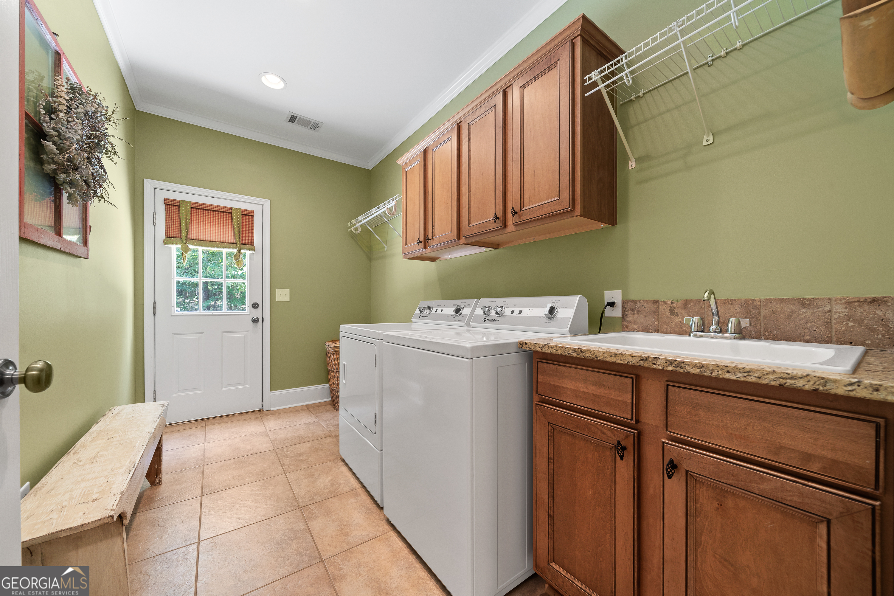 1050 Cedar Grove Drive