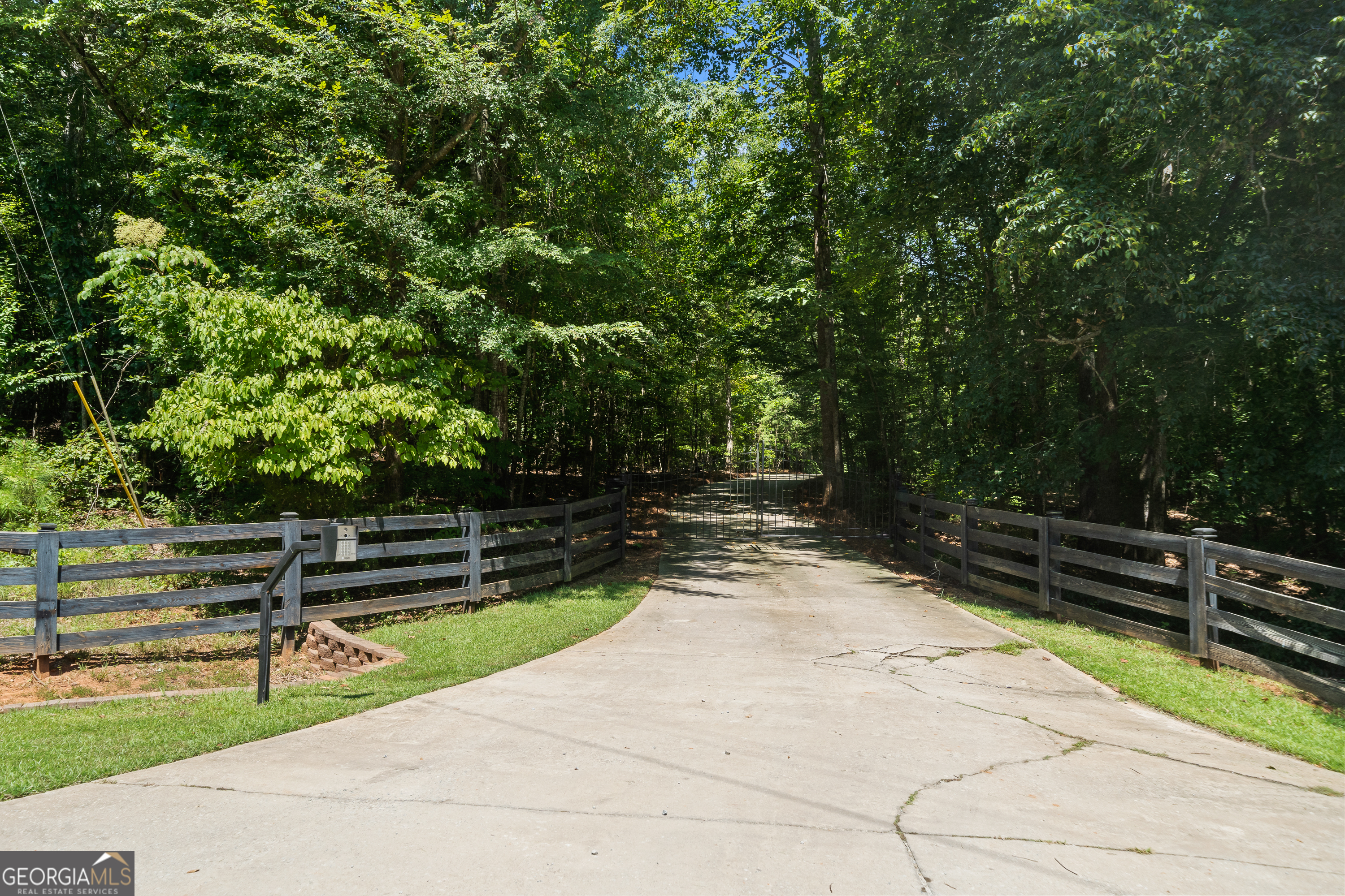 1050 Cedar Grove Drive