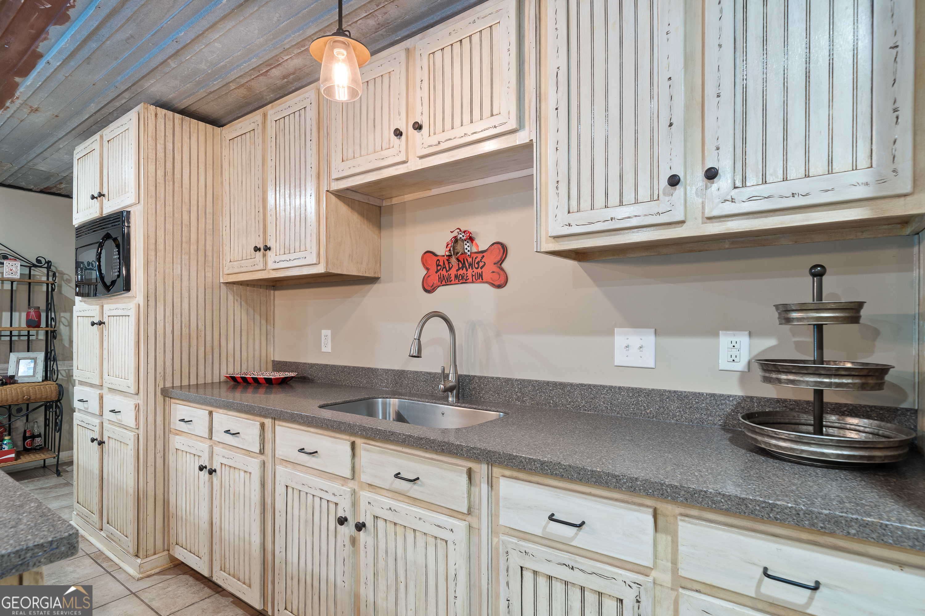 1050 Cedar Grove Drive