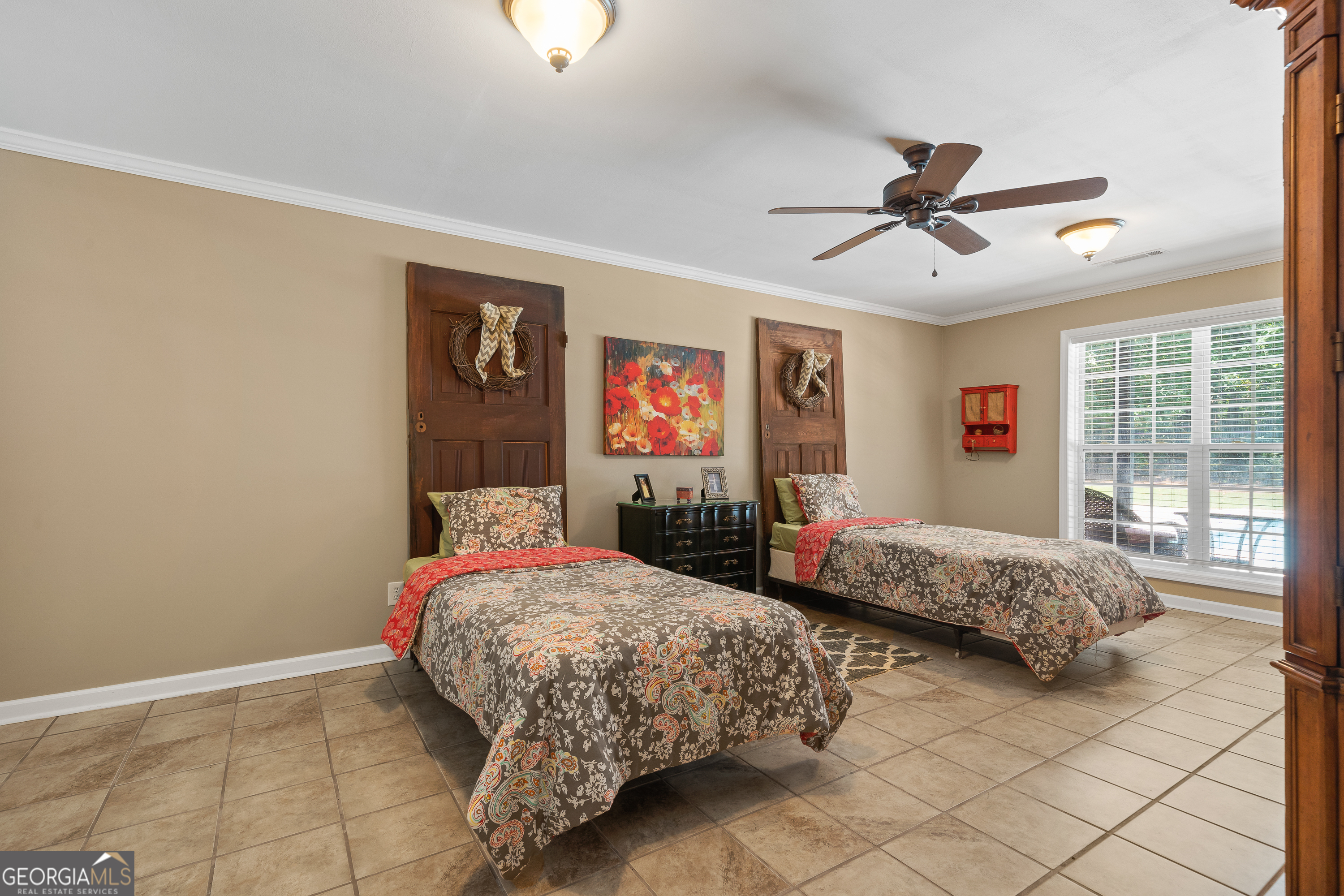 1050 Cedar Grove Drive