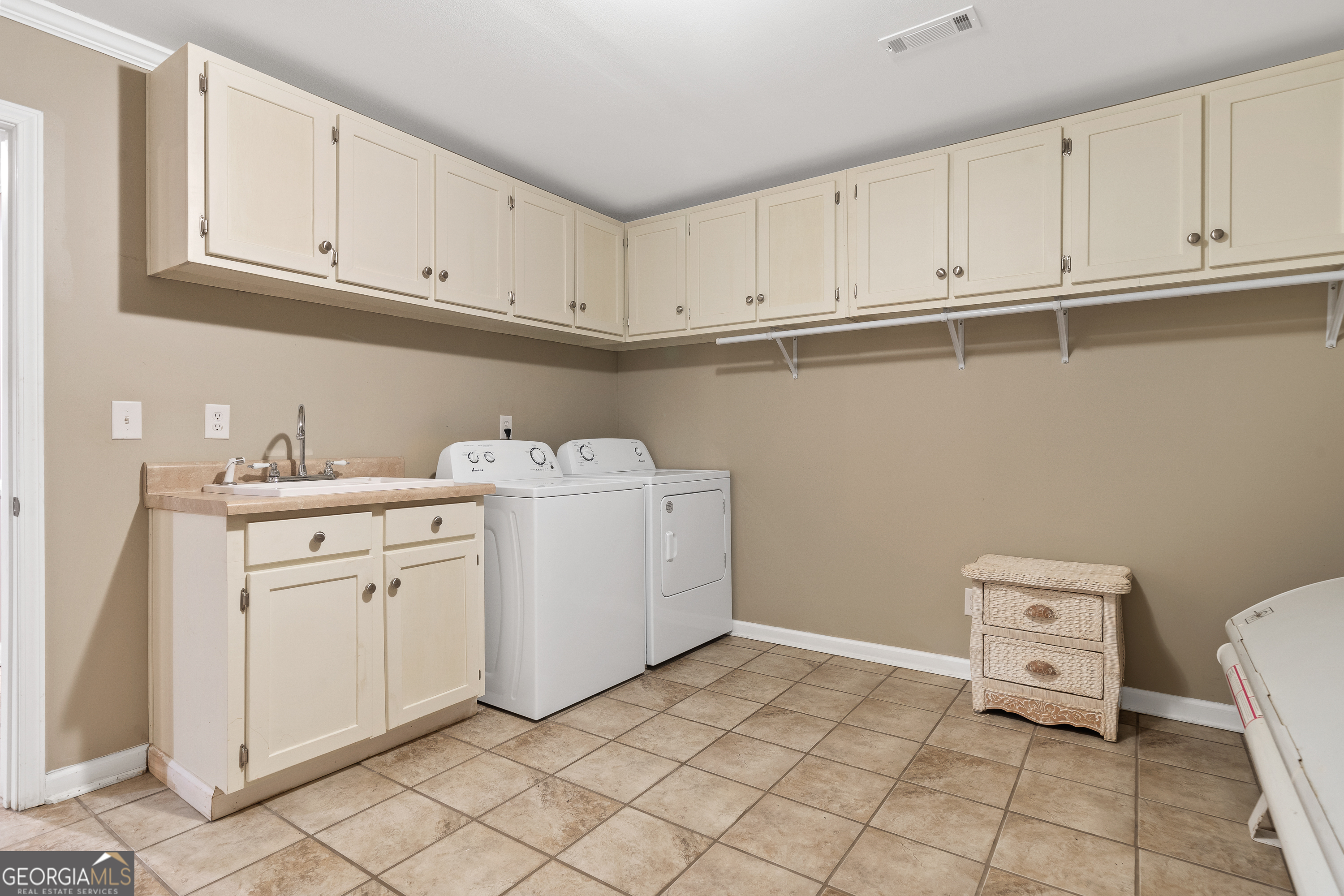 1050 Cedar Grove Drive