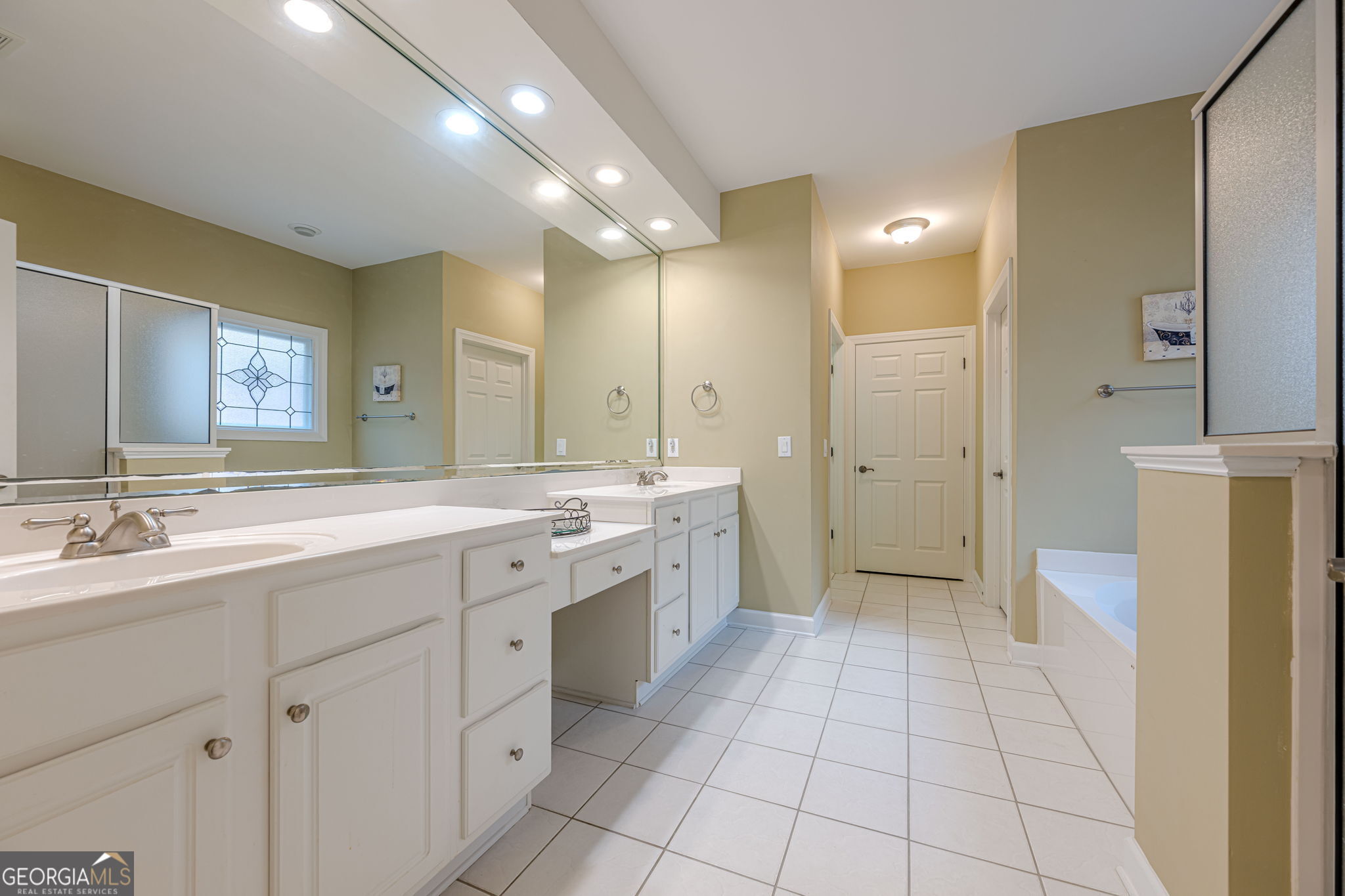 1735 Woodberry Run Drive