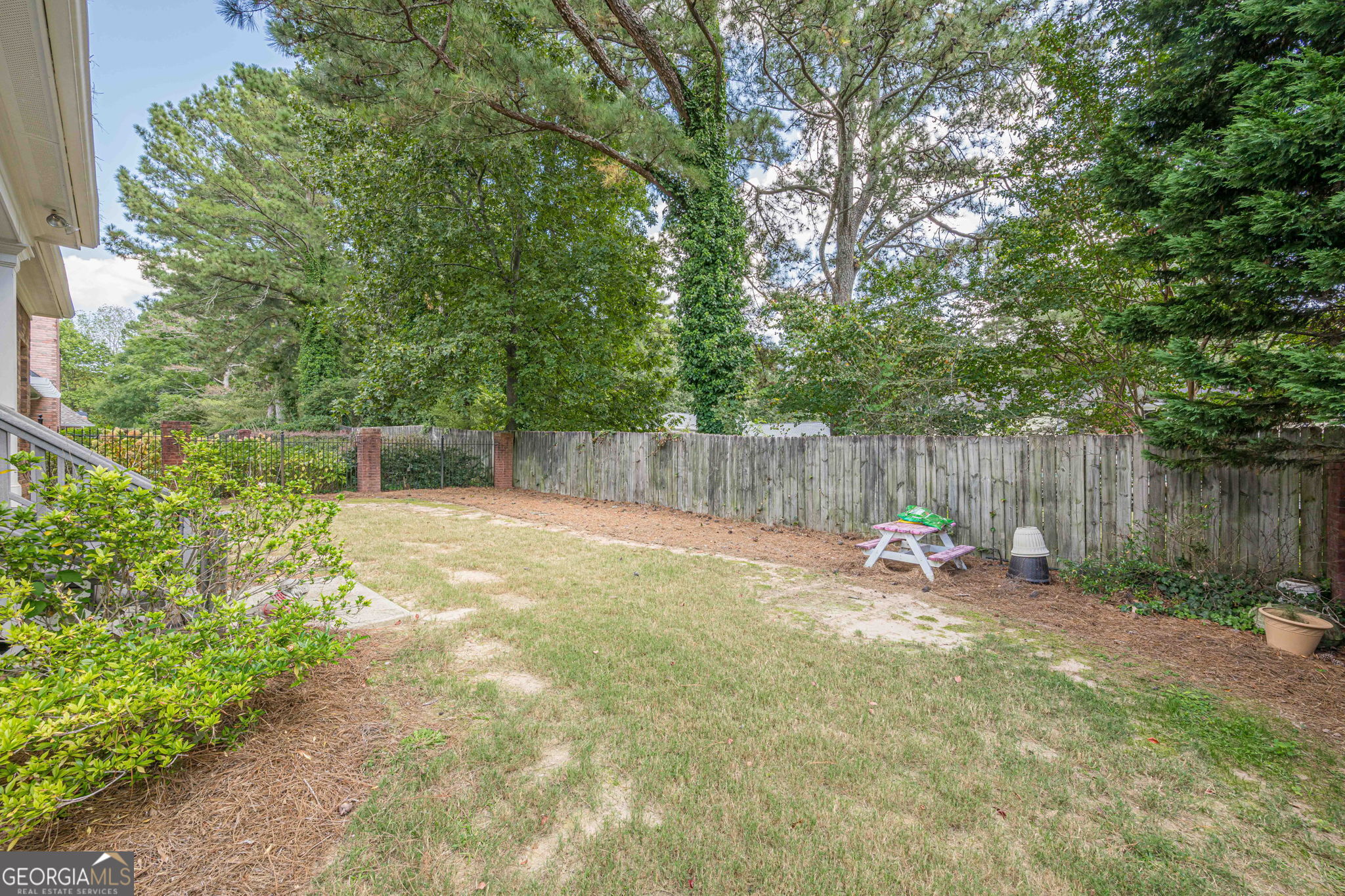 1735 Woodberry Run Drive