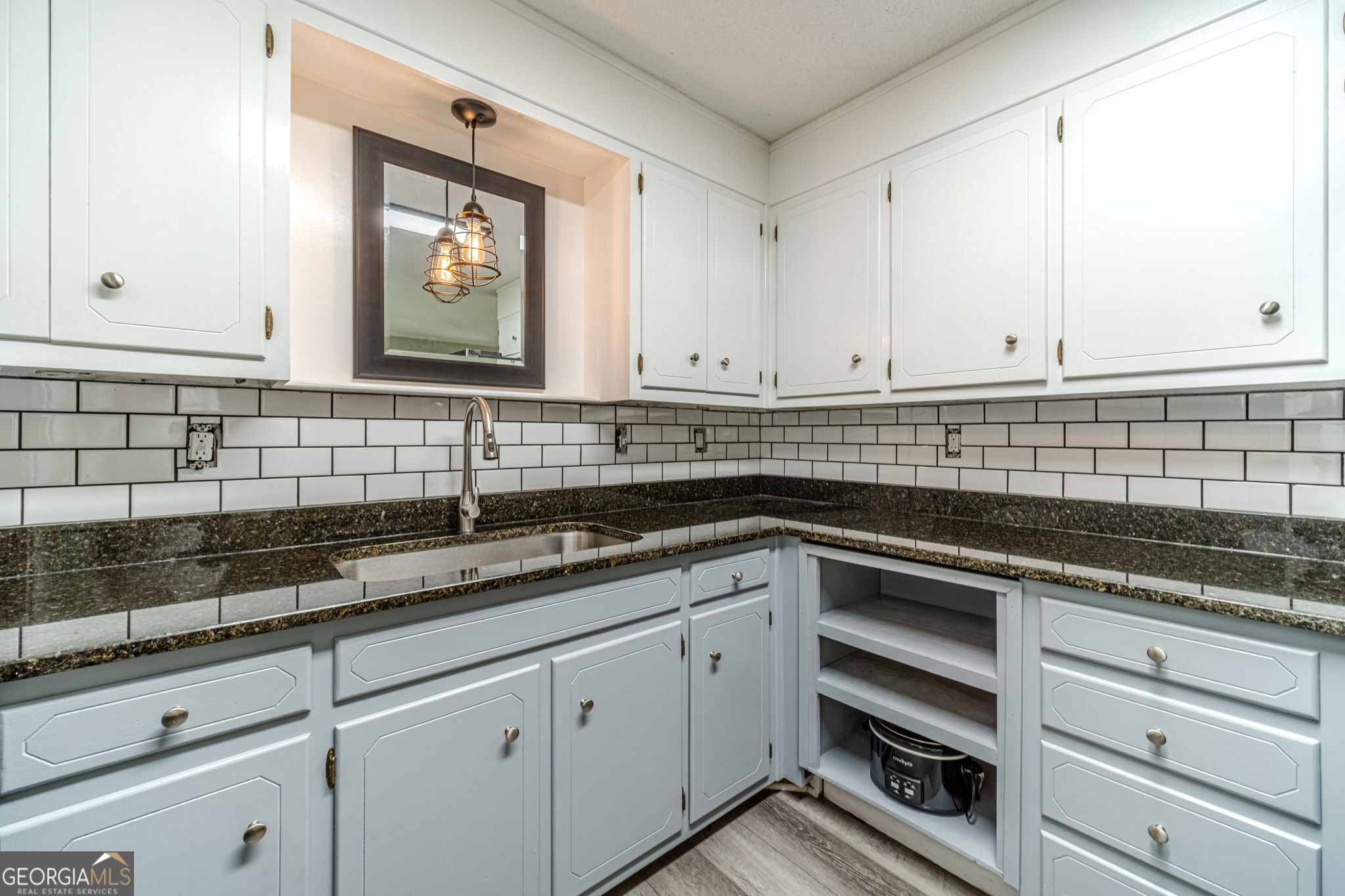 365 E Macedonia Church Road