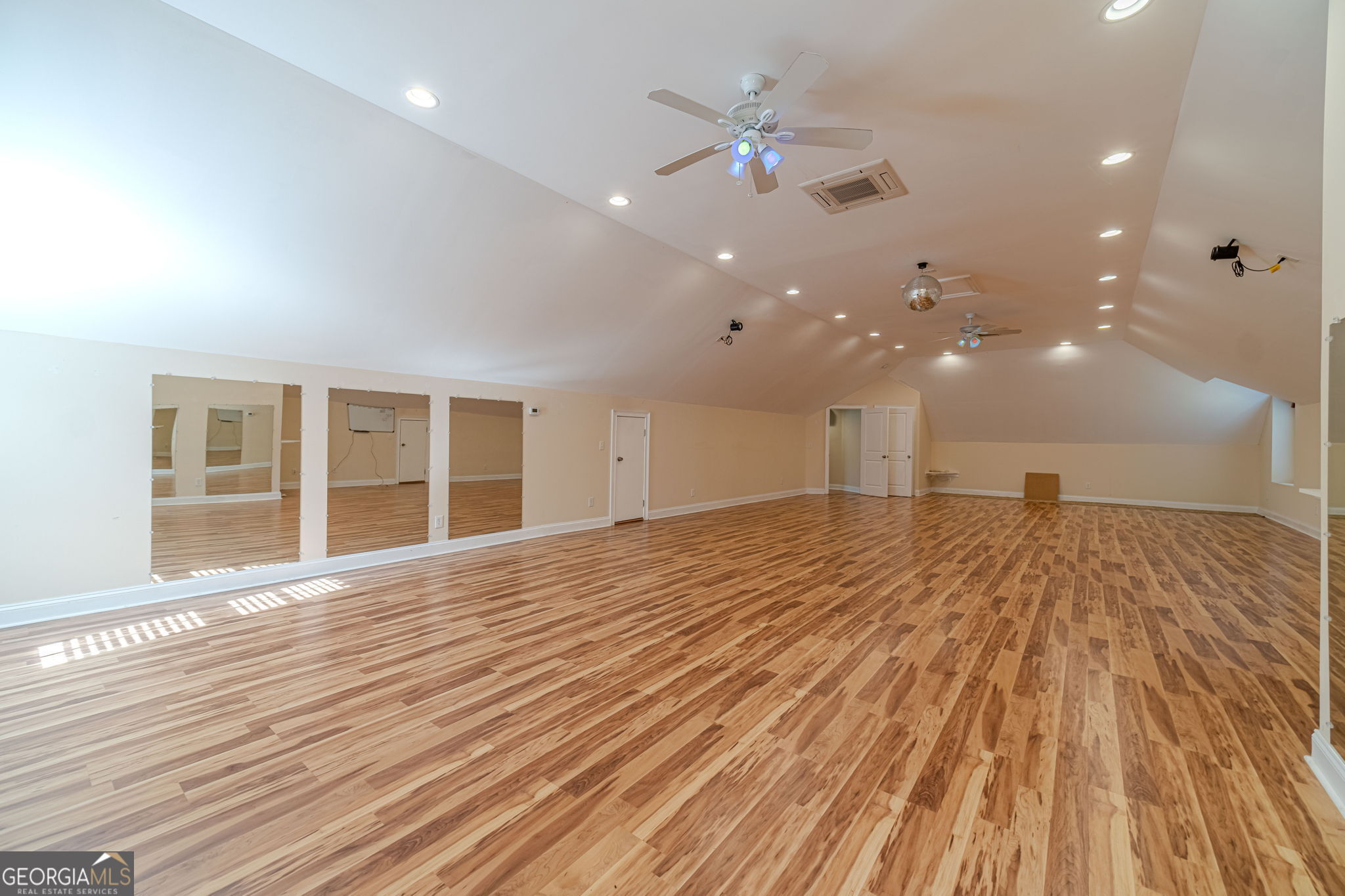 654 Huntington Trace