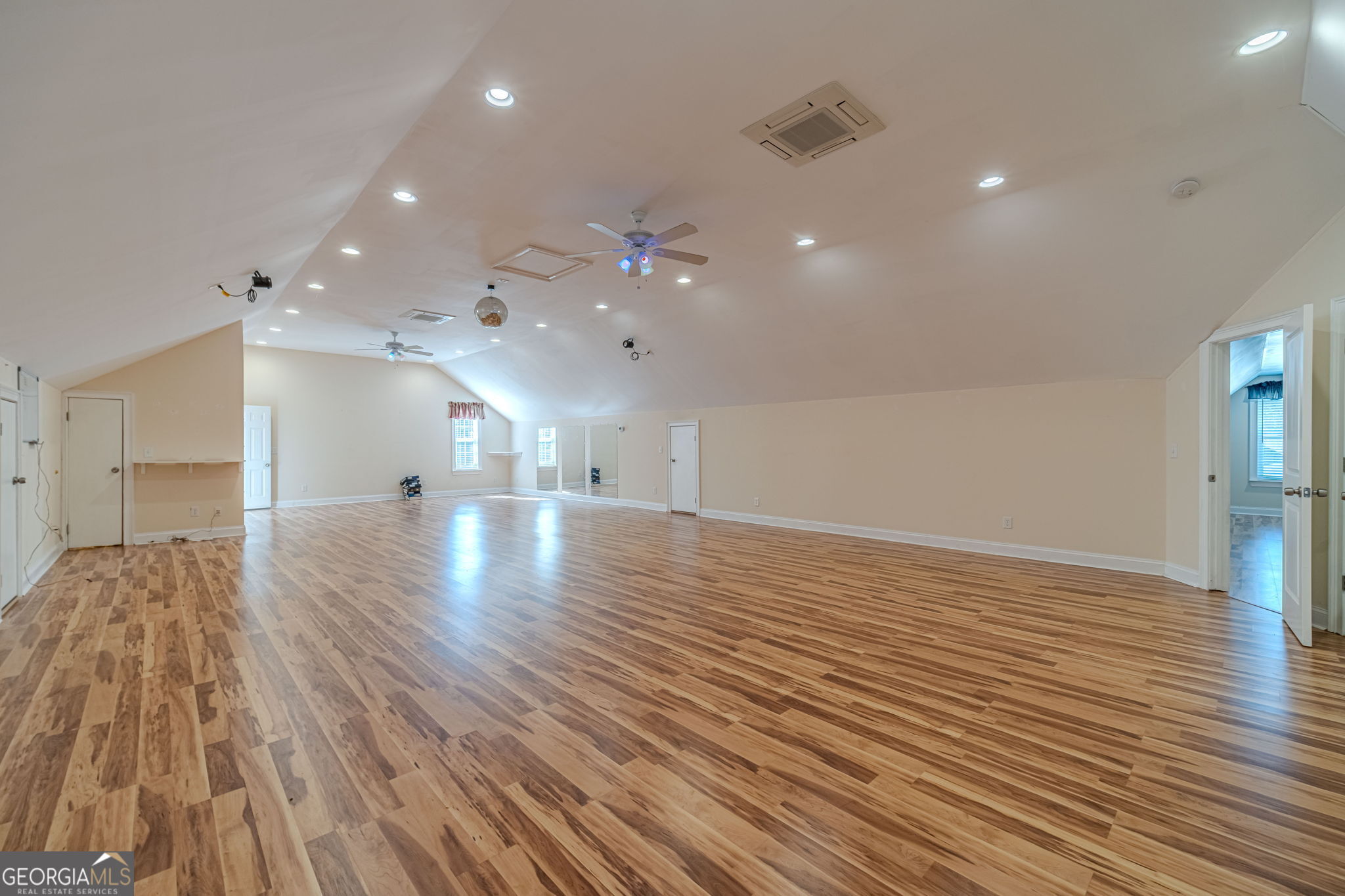 654 Huntington Trace