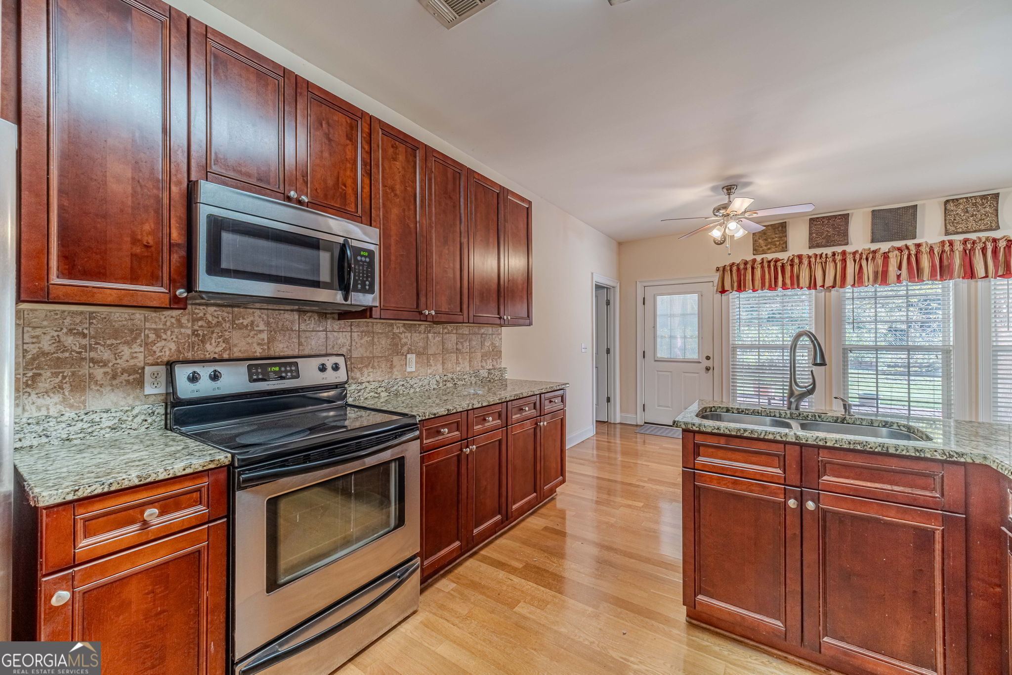 654 Huntington Trace