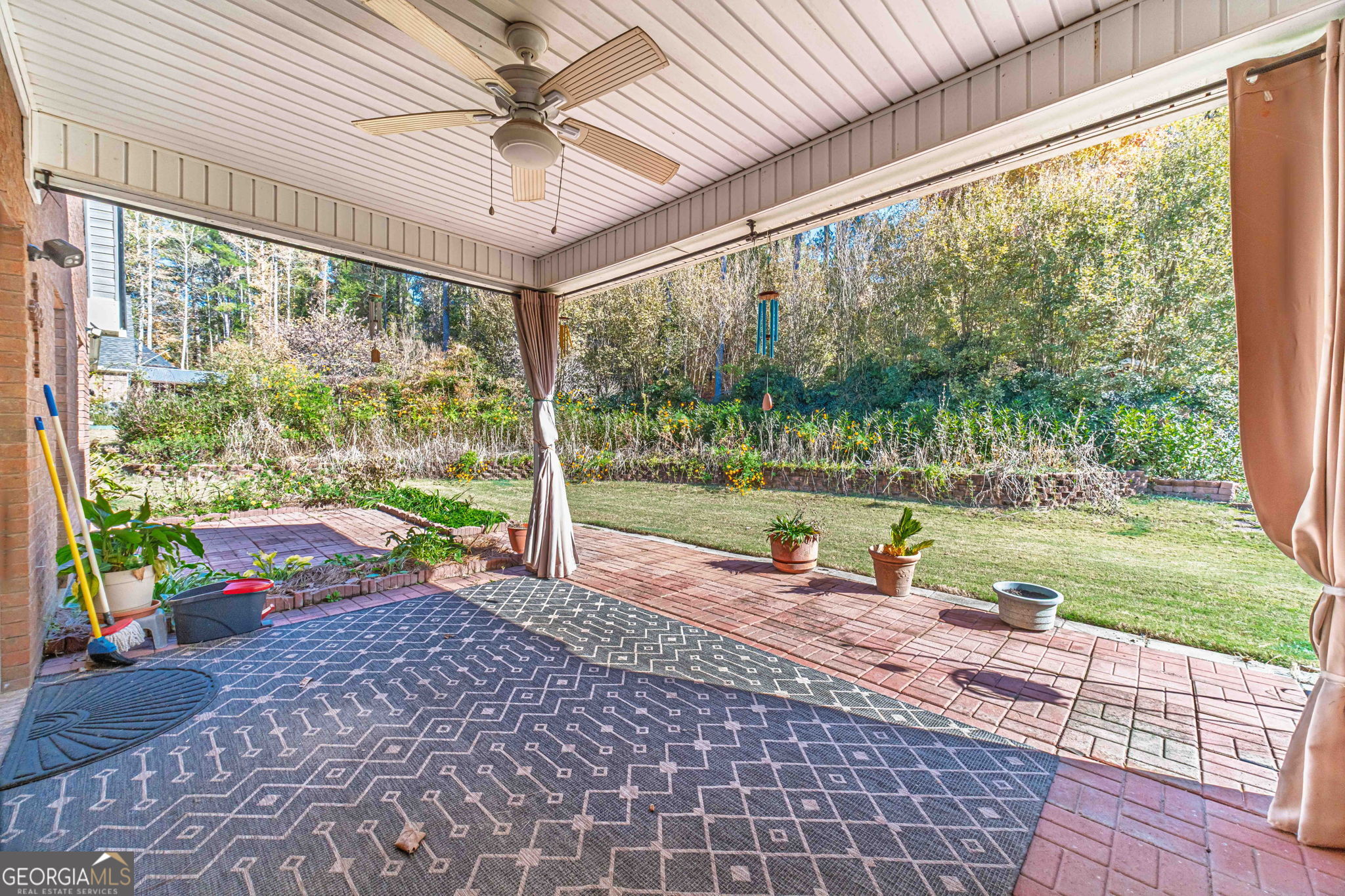 654 Huntington Trace