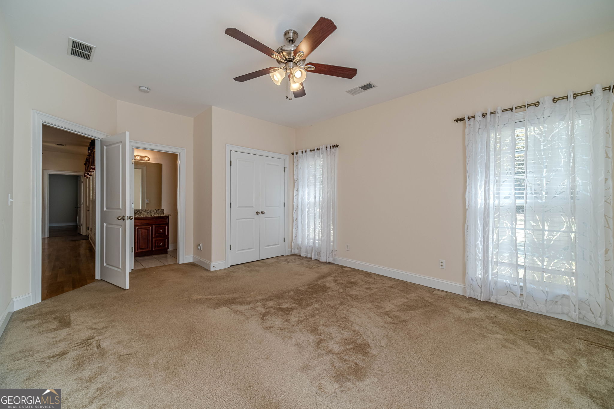 654 Huntington Trace