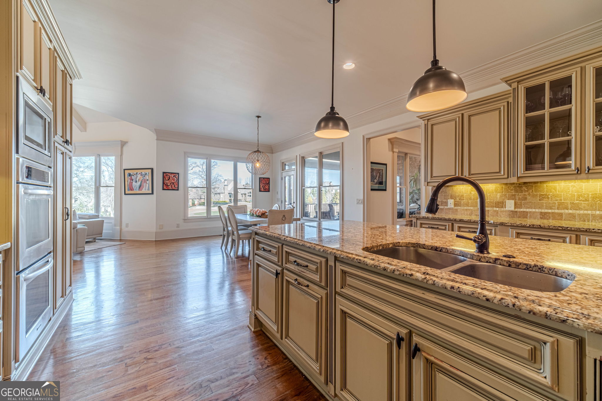 2262 Crimson King Drive