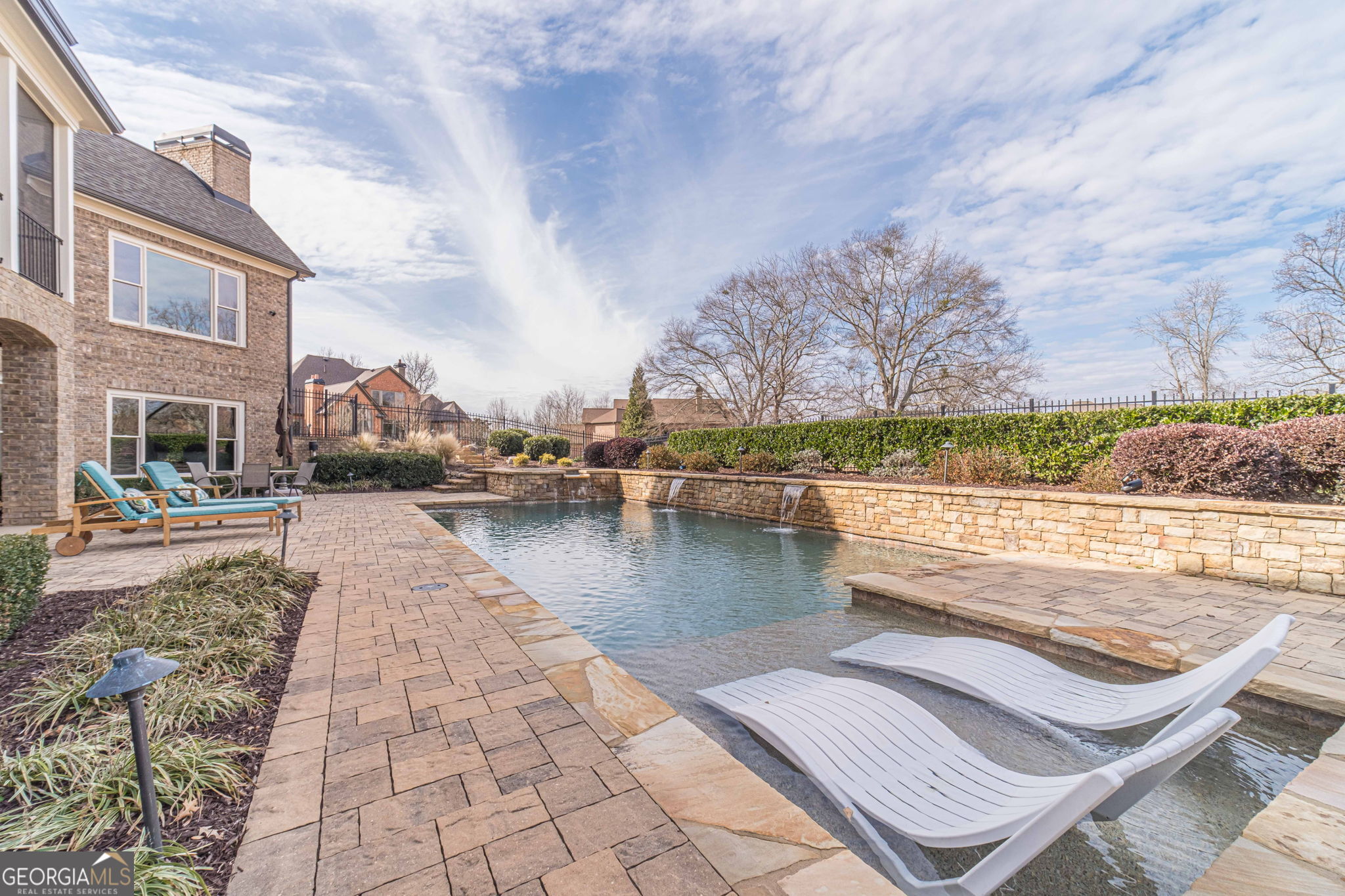 2262 Crimson King Drive