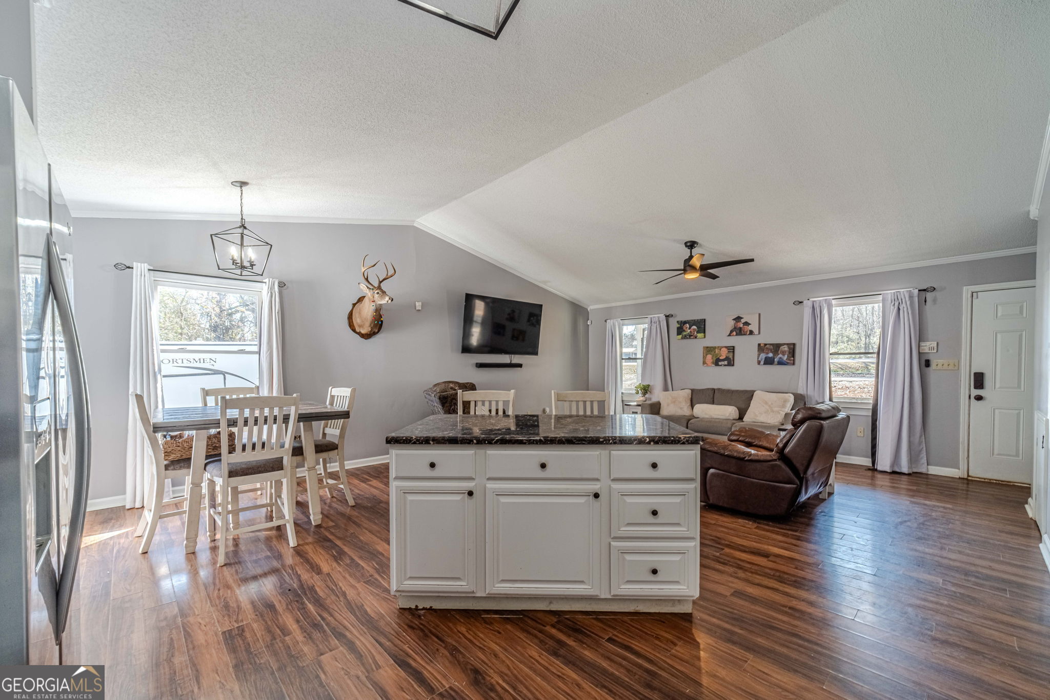 2811 High Shoals Road