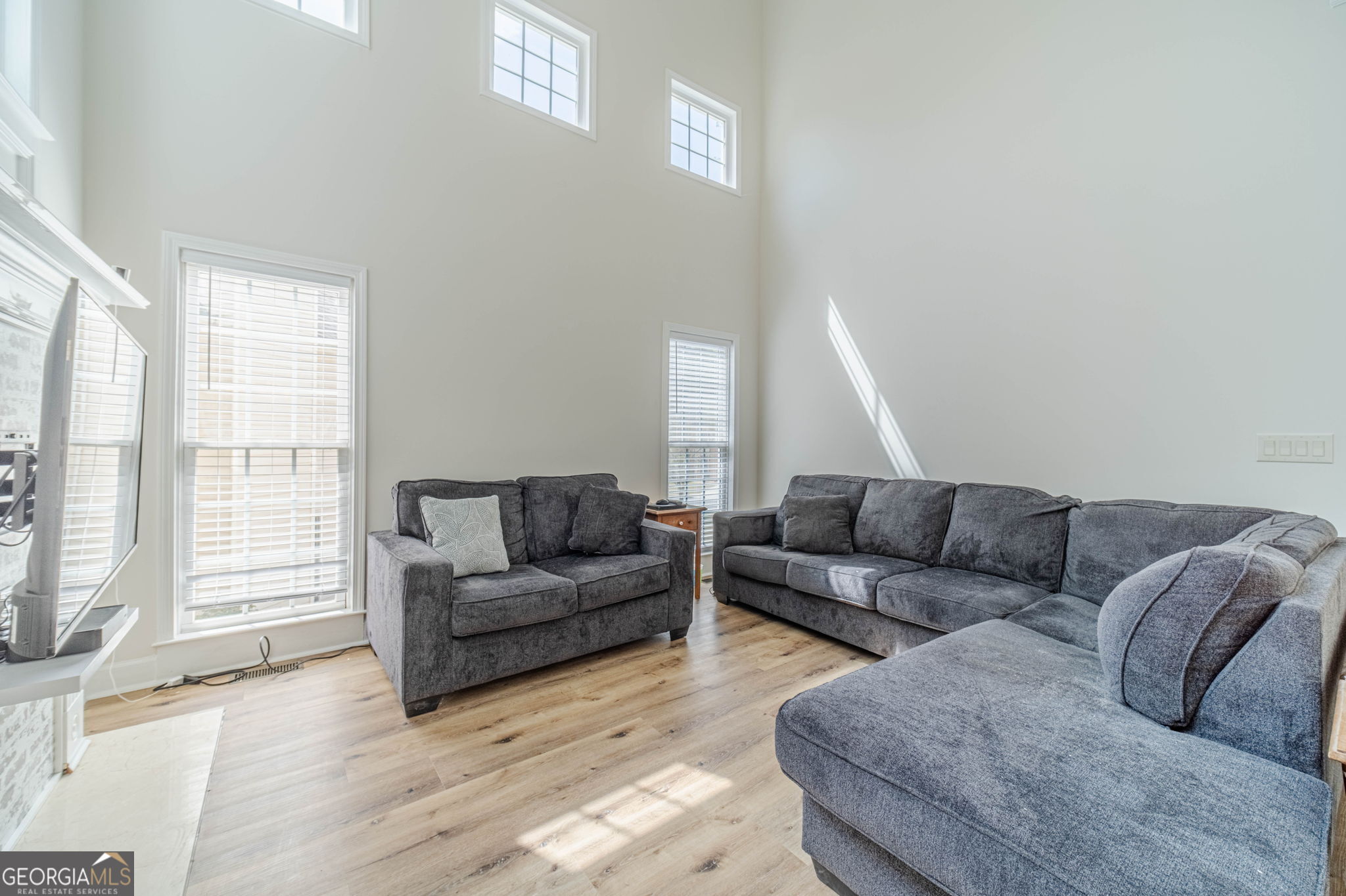 4706 Cedar Wood Drive SW