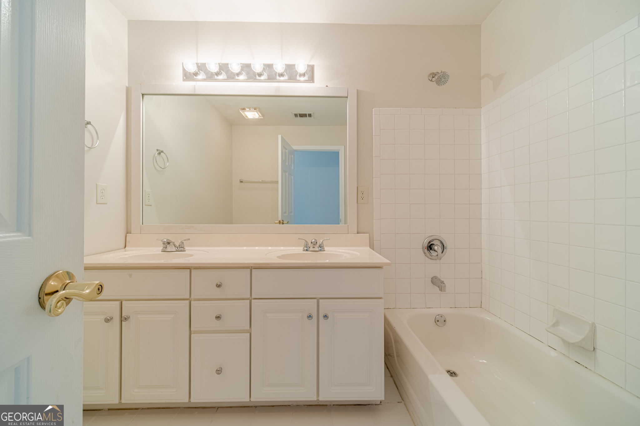 4706 Cedar Wood Drive SW