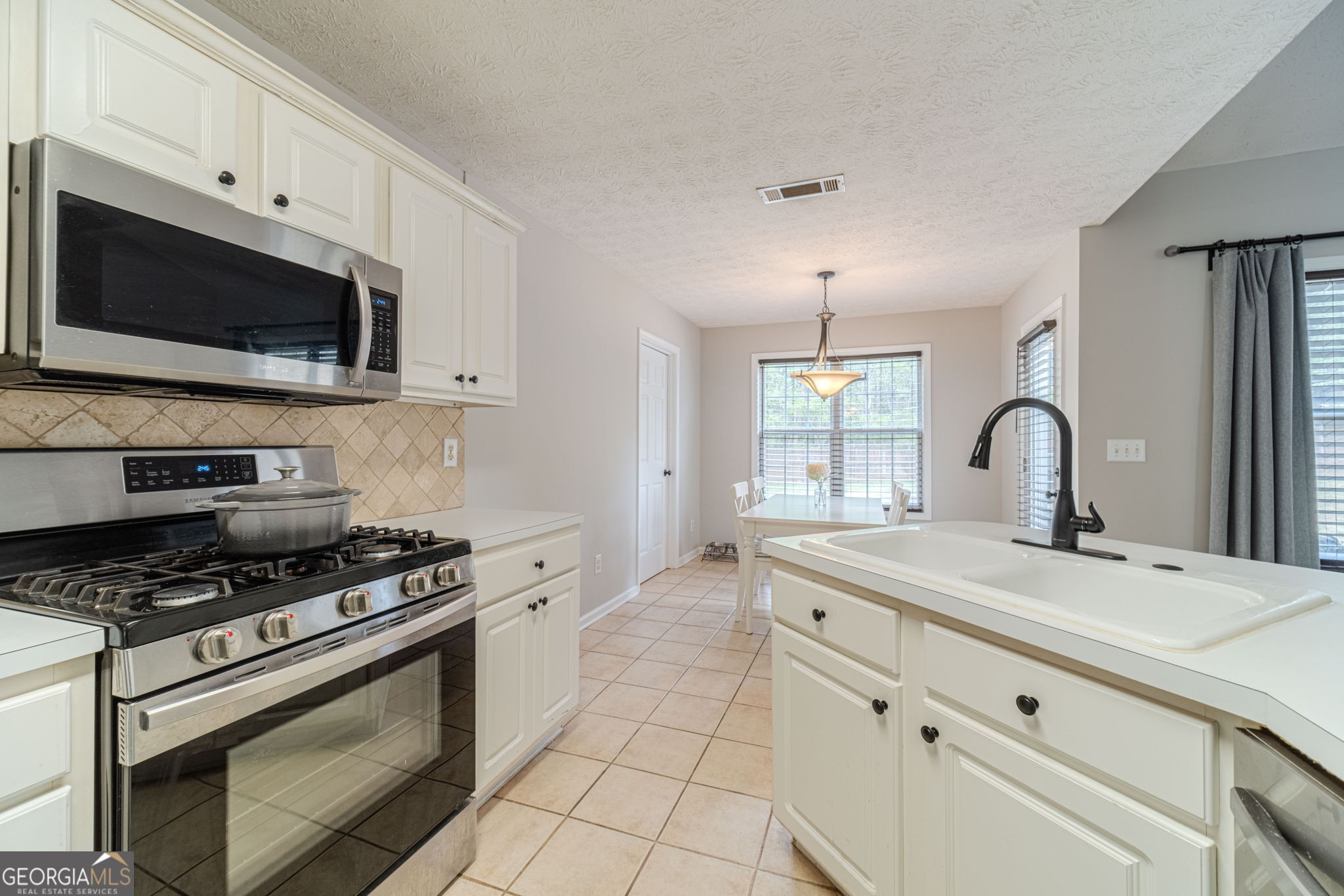 6130 Devonshire Drive