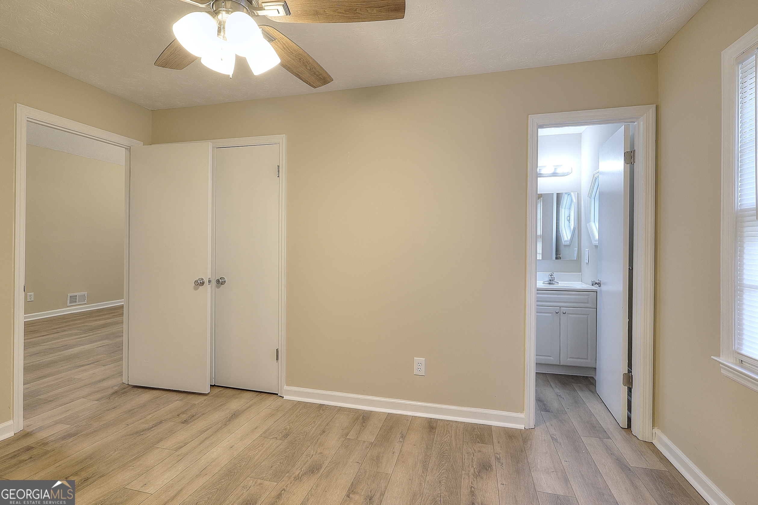 1124 Ironwood Drive