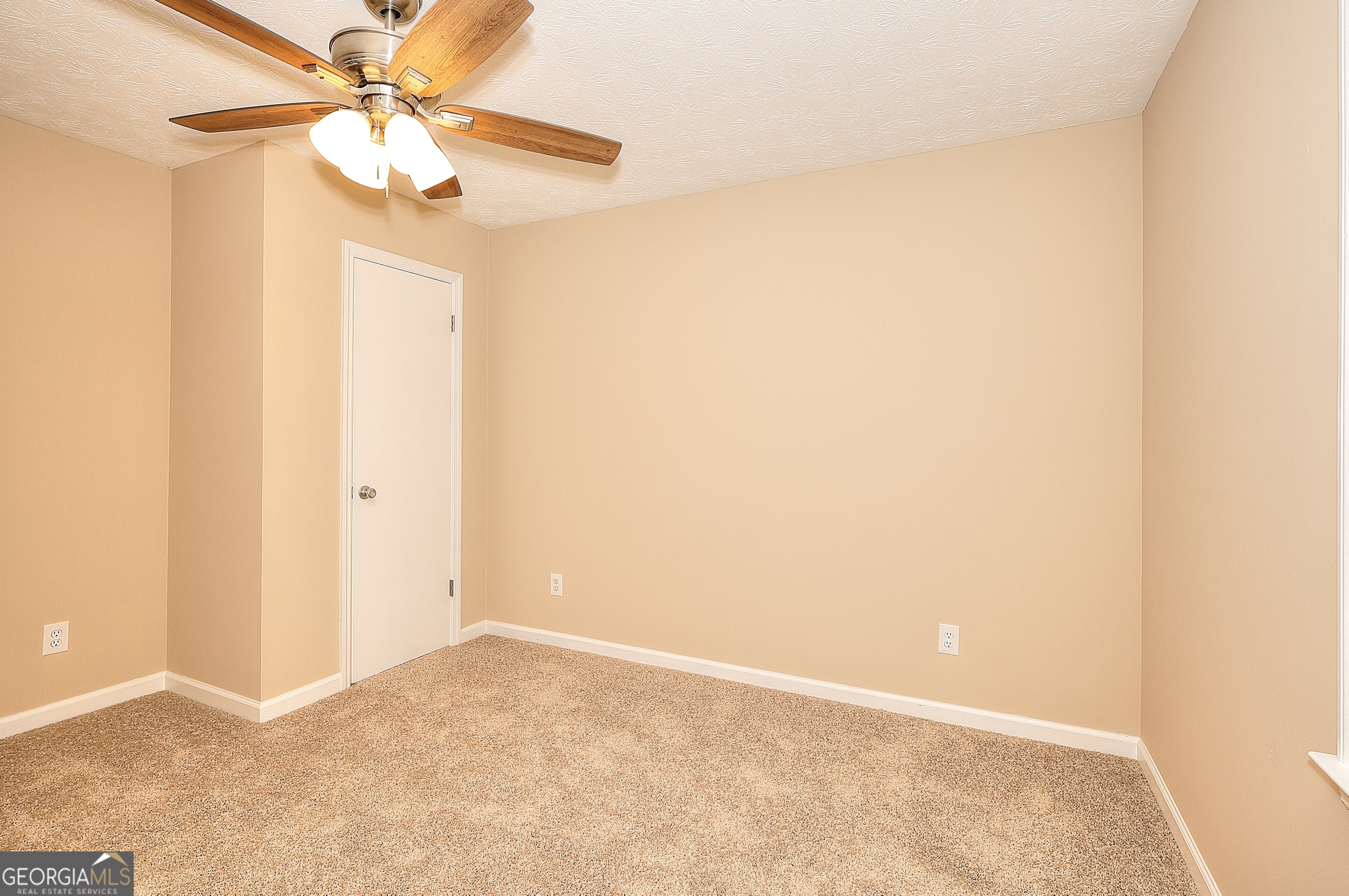 1124 Ironwood Drive