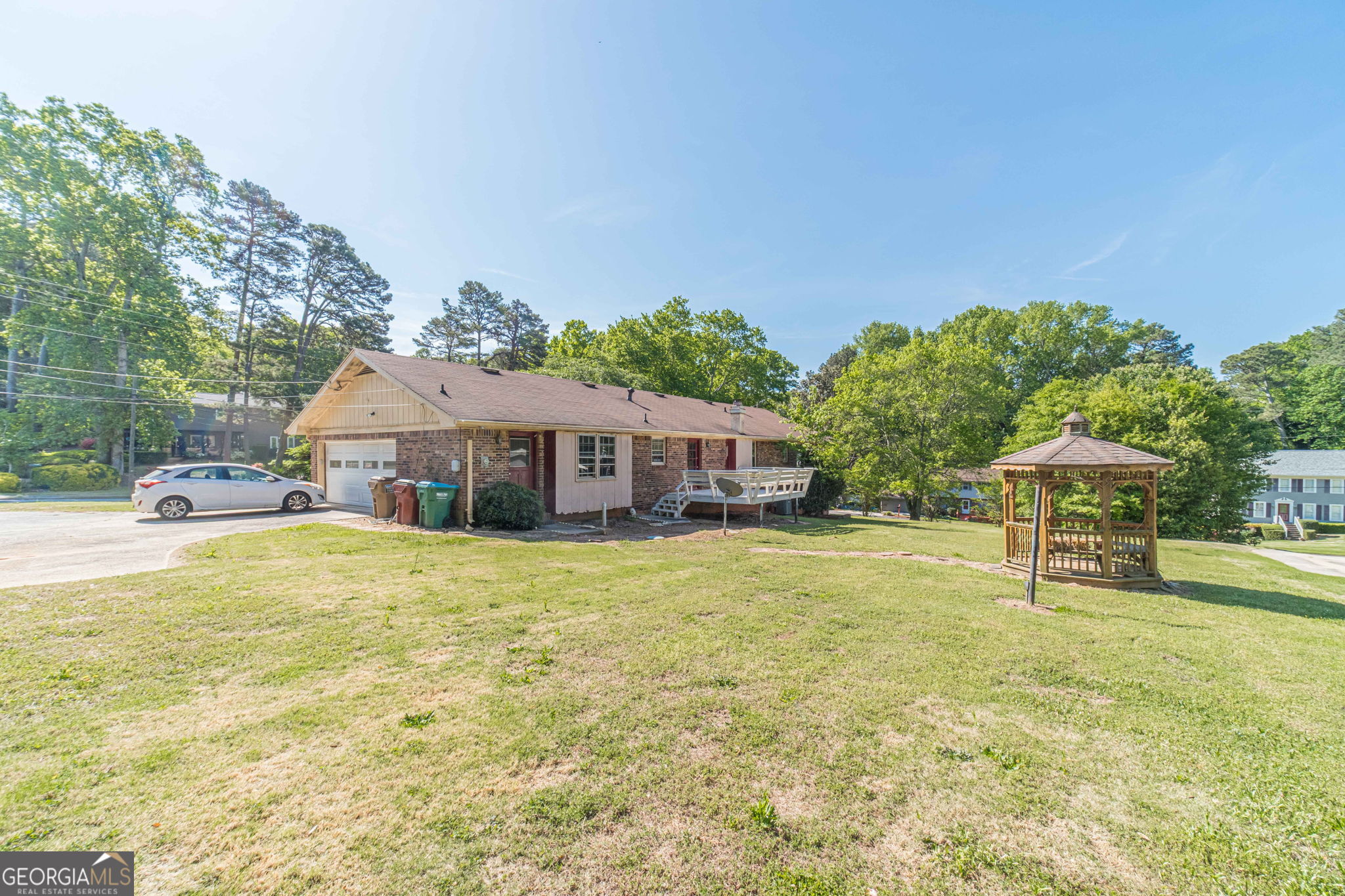 5565 Five Forks Trickum Road