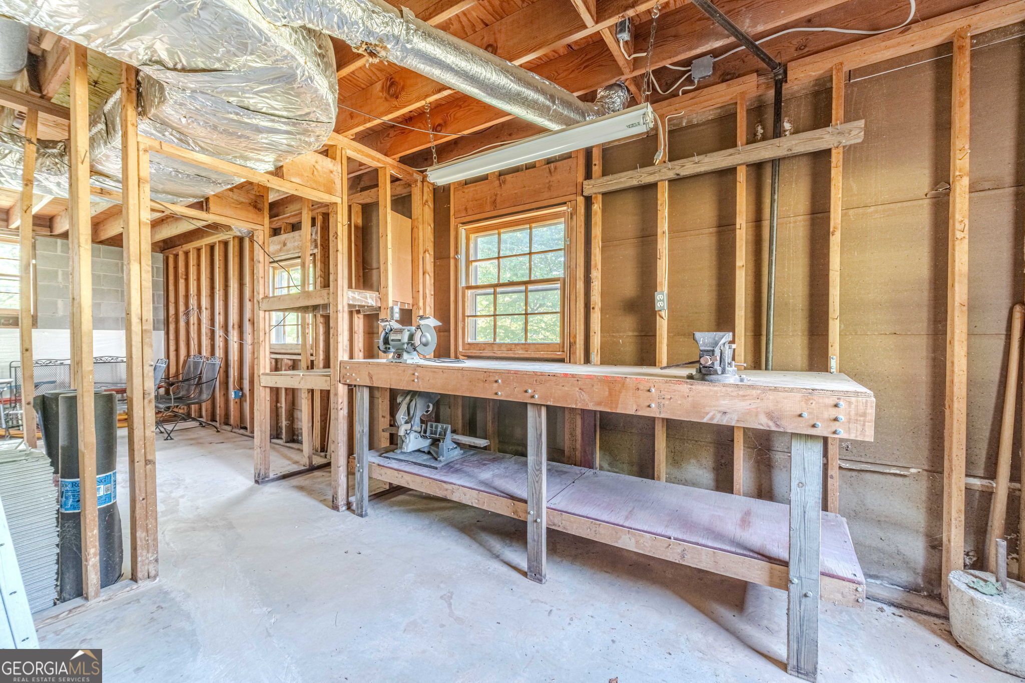 5565 Five Forks Trickum Road
