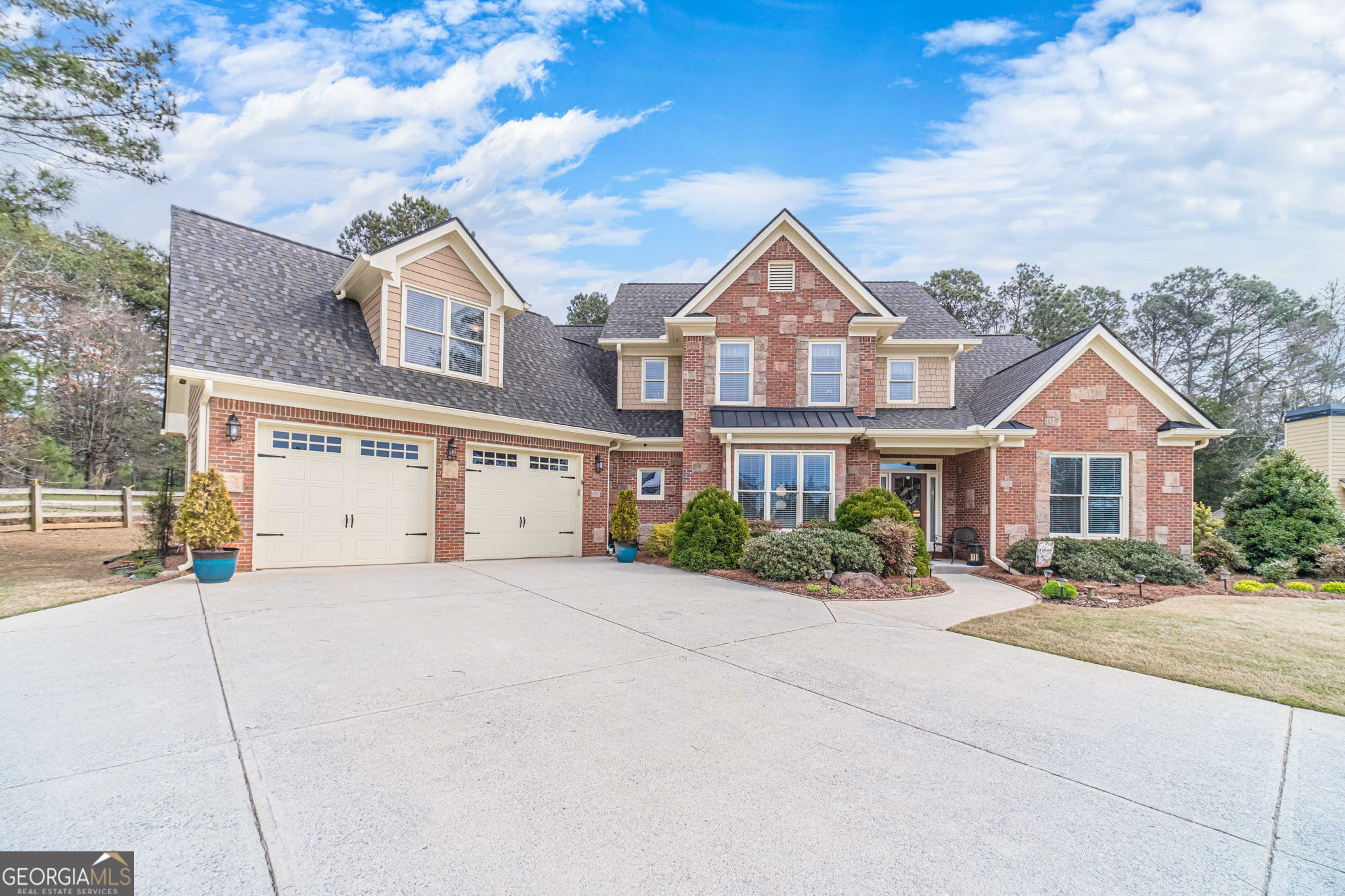 1409 Silver Thorne Court