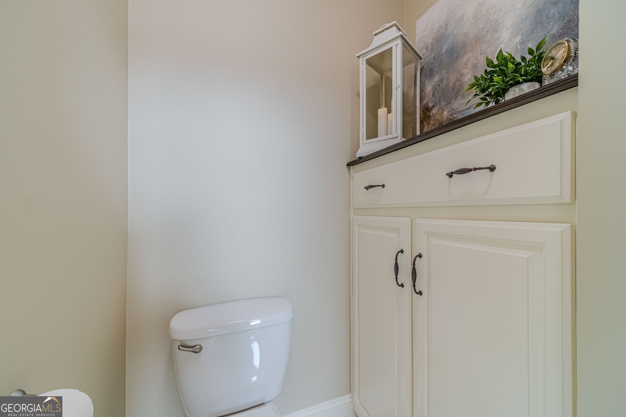 1409 Silver Thorne Court