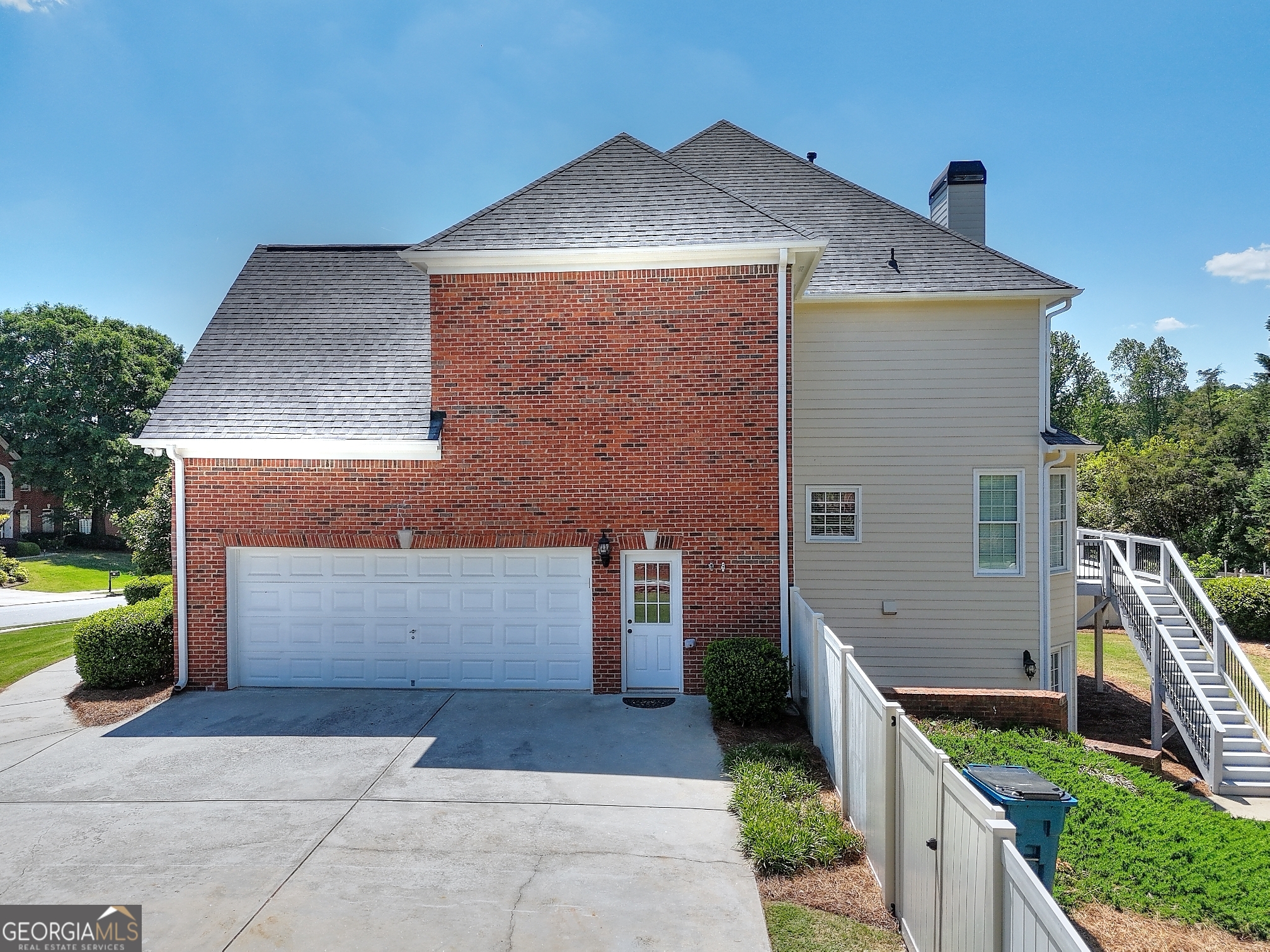 989 Bonniebrook Trail