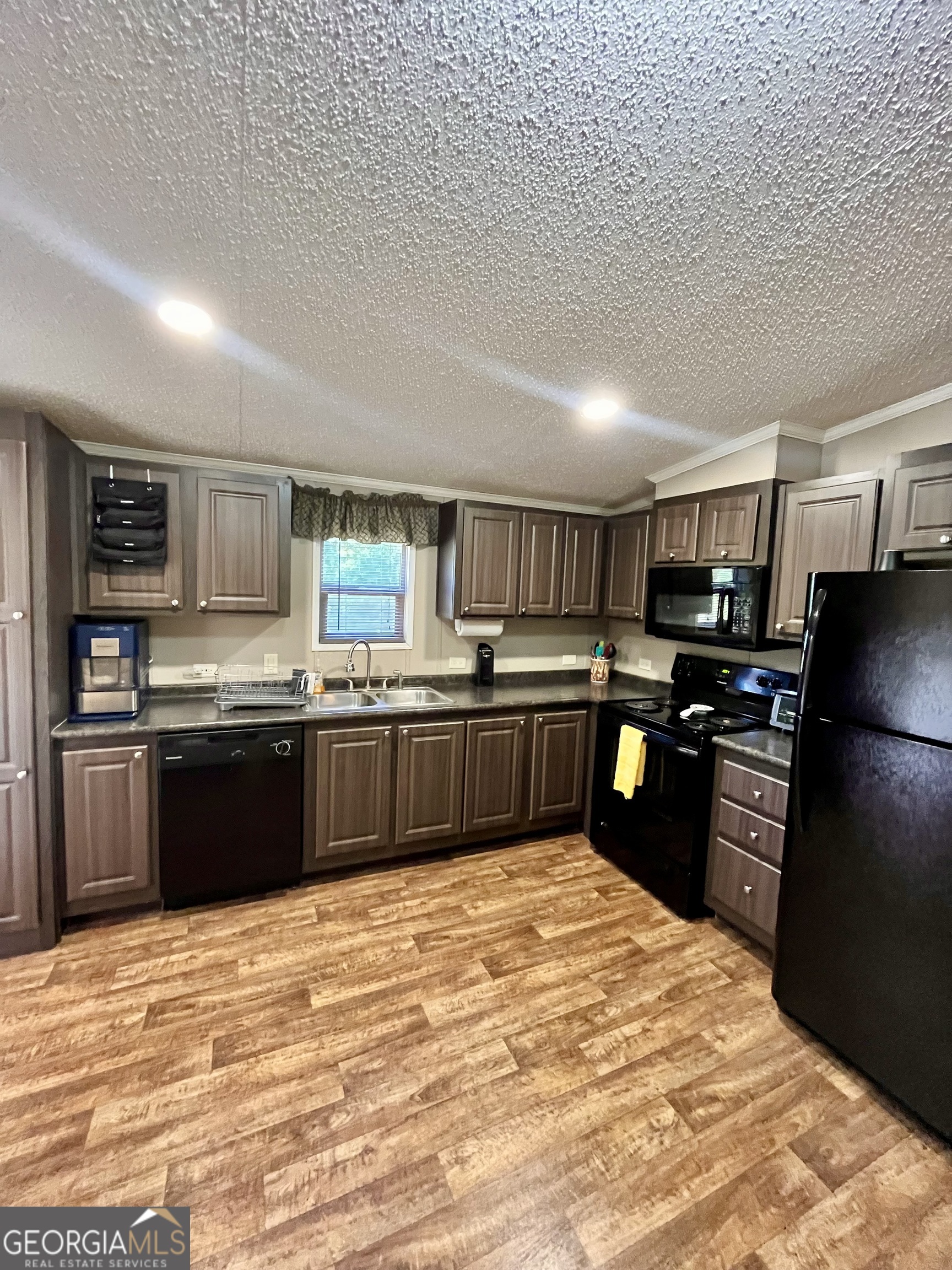 1090 River Woods Drive