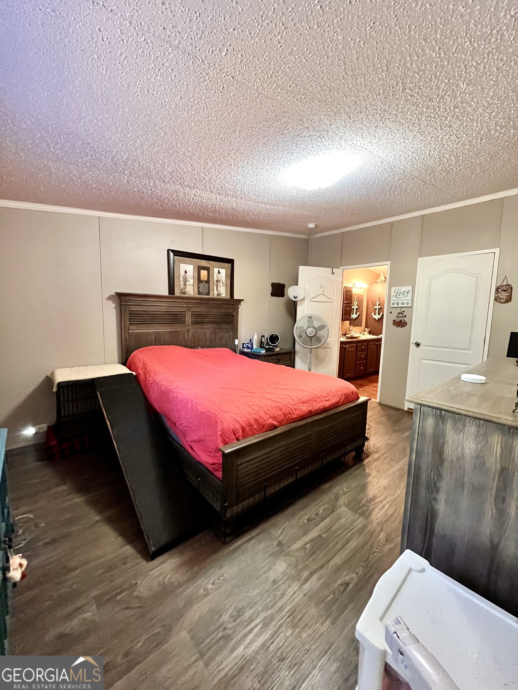 1090 River Woods Drive