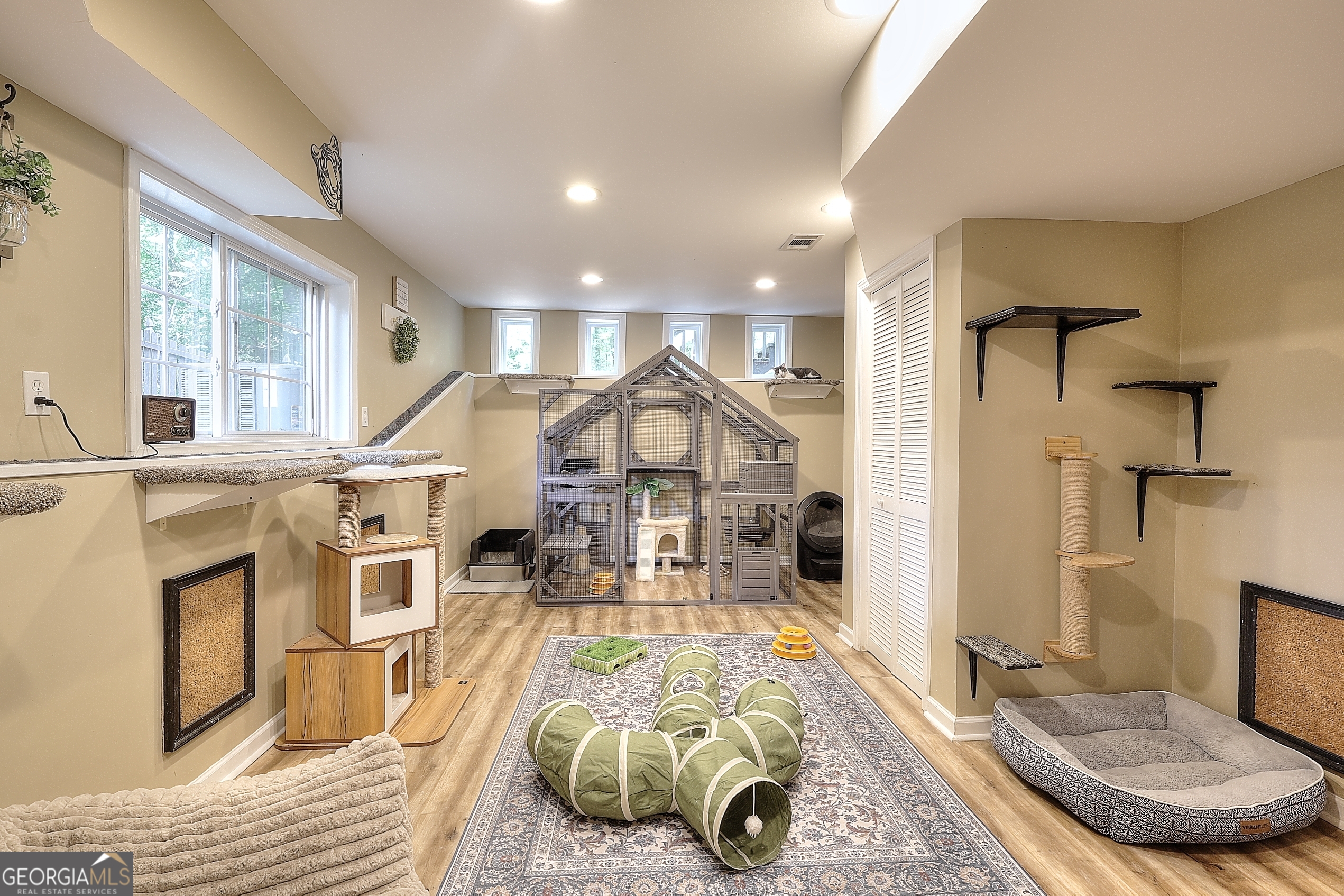 1290 Kelly Nelson Drive