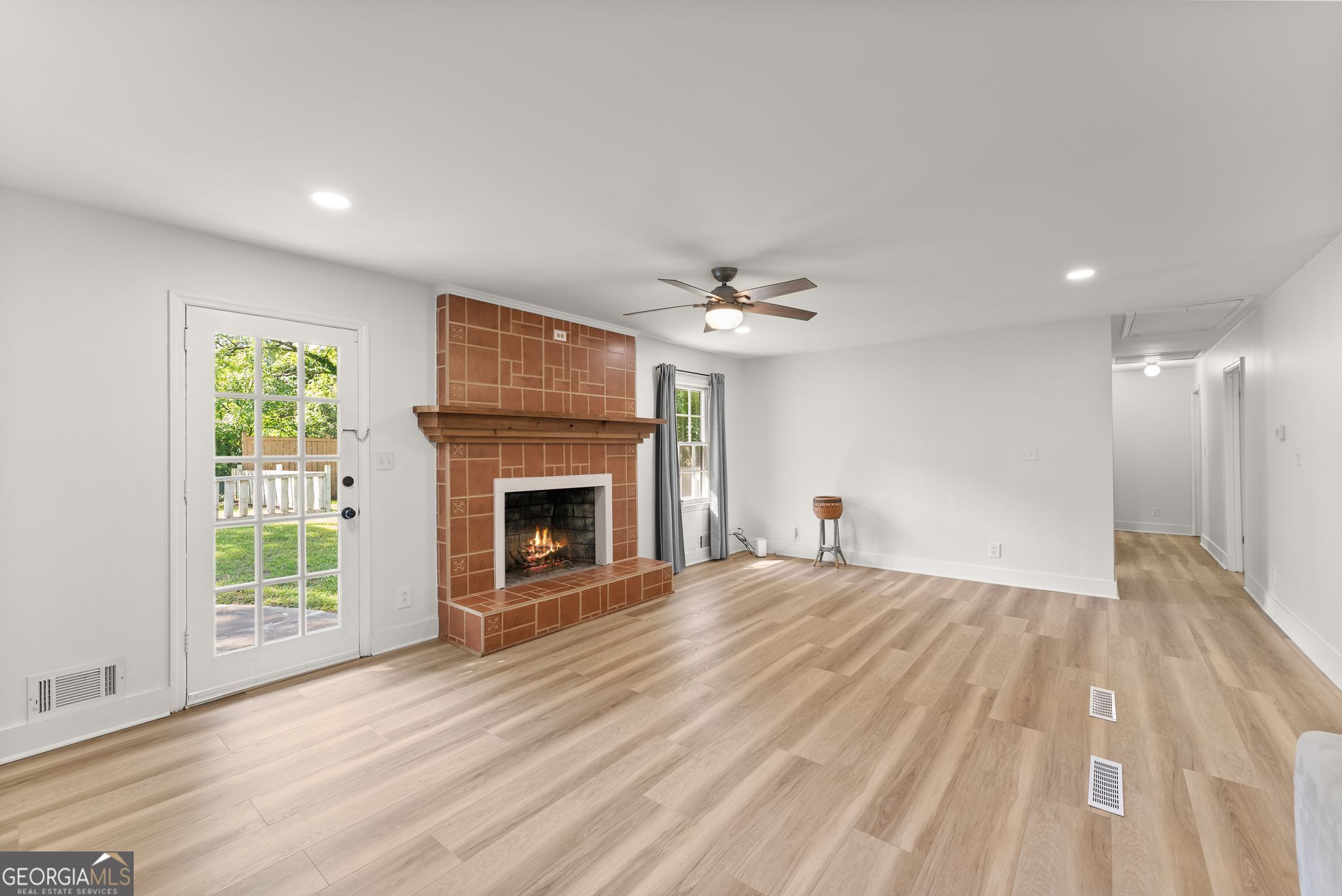 2148 Santa Fe Trail
