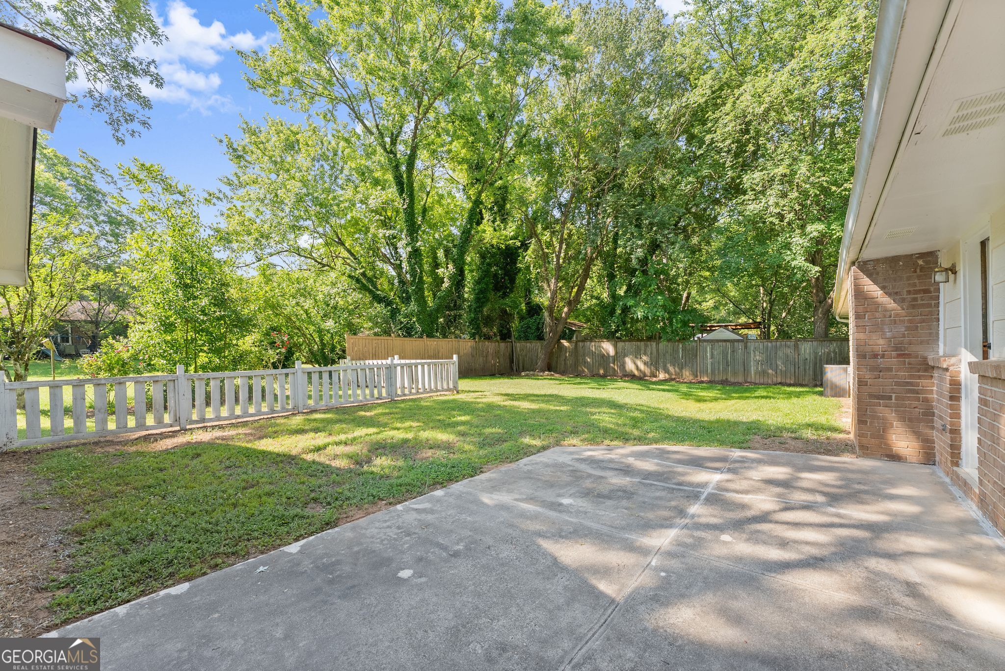 2148 Santa Fe Trail
