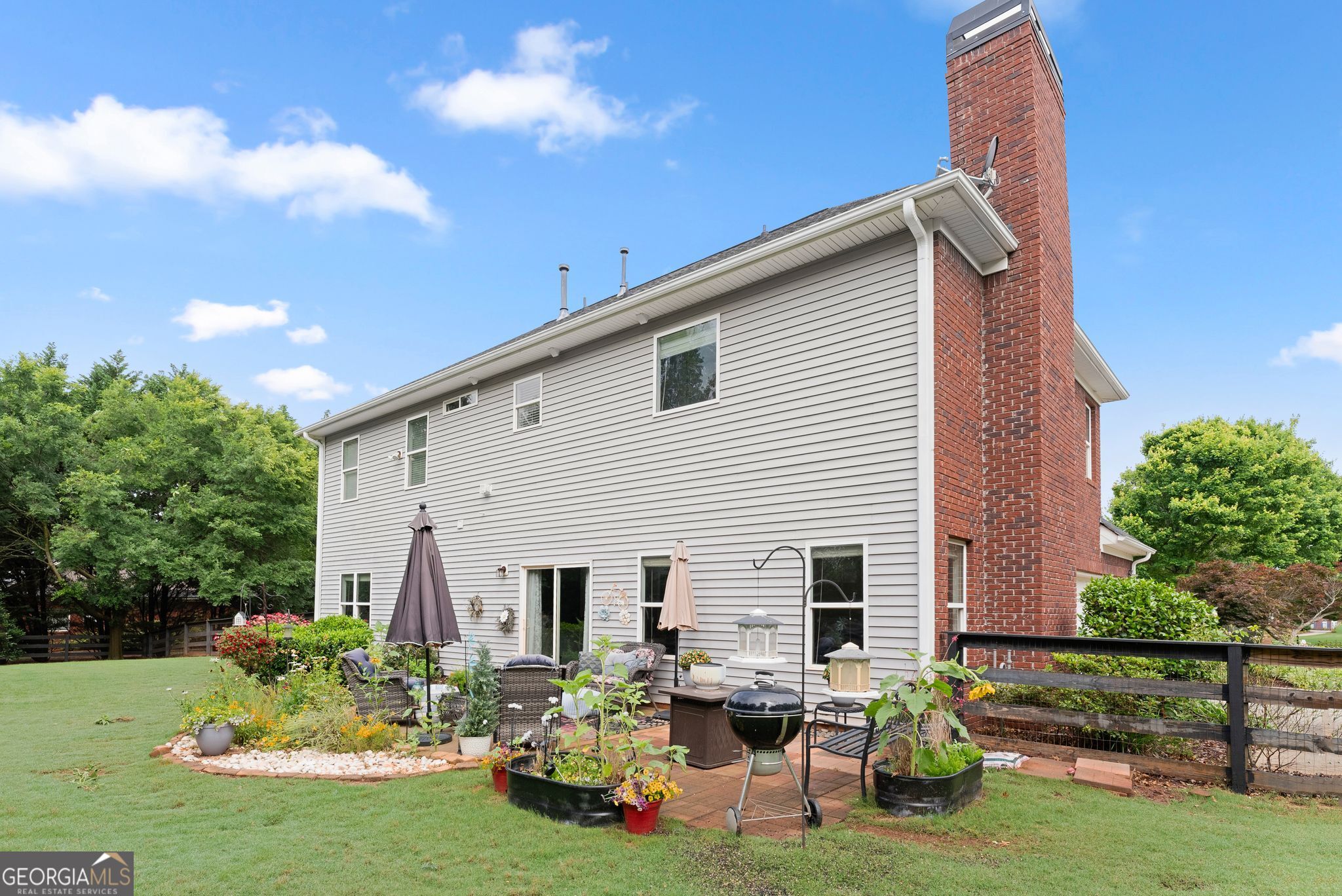 1233 White Columns Drive