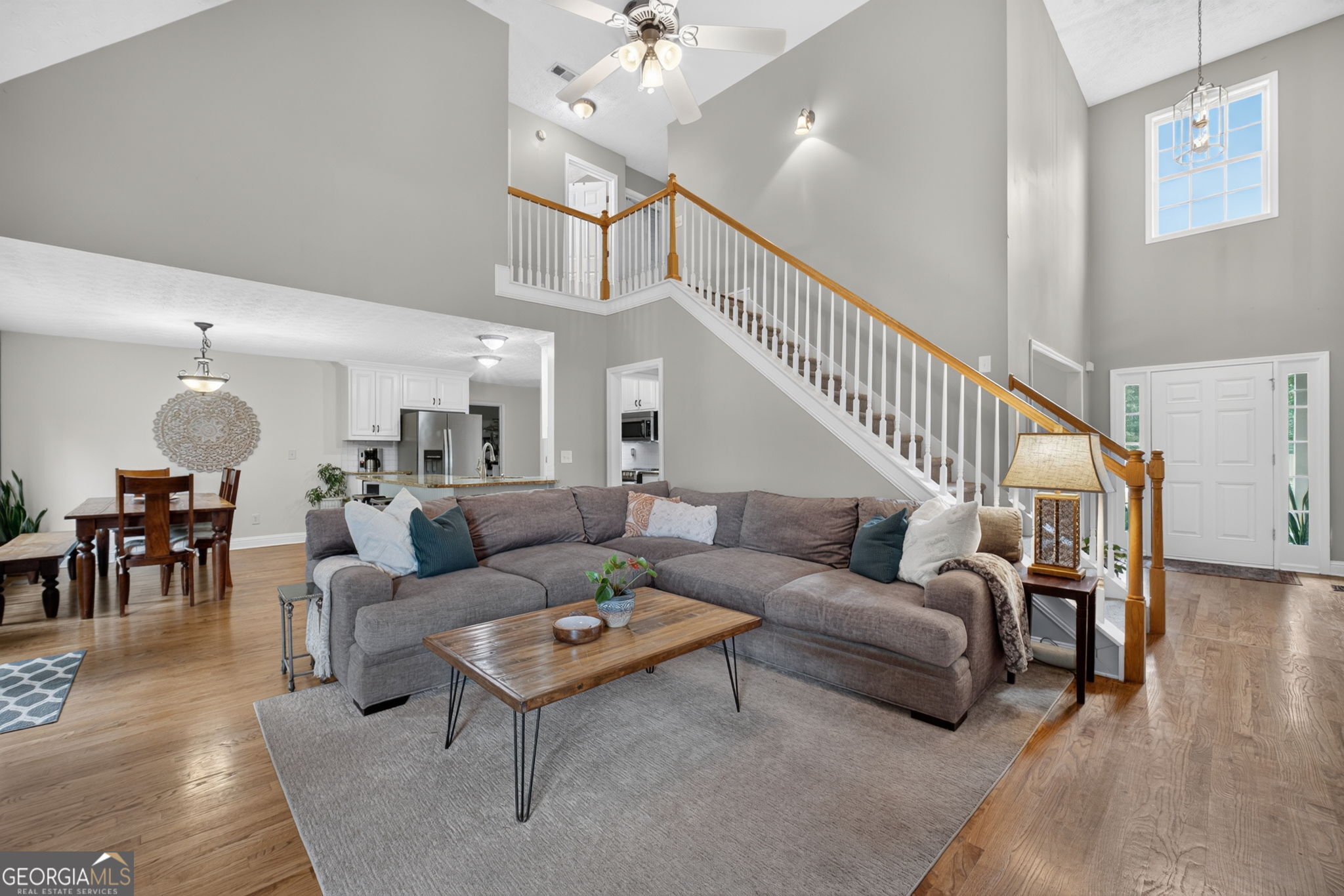 946 Golden Meadows Lane