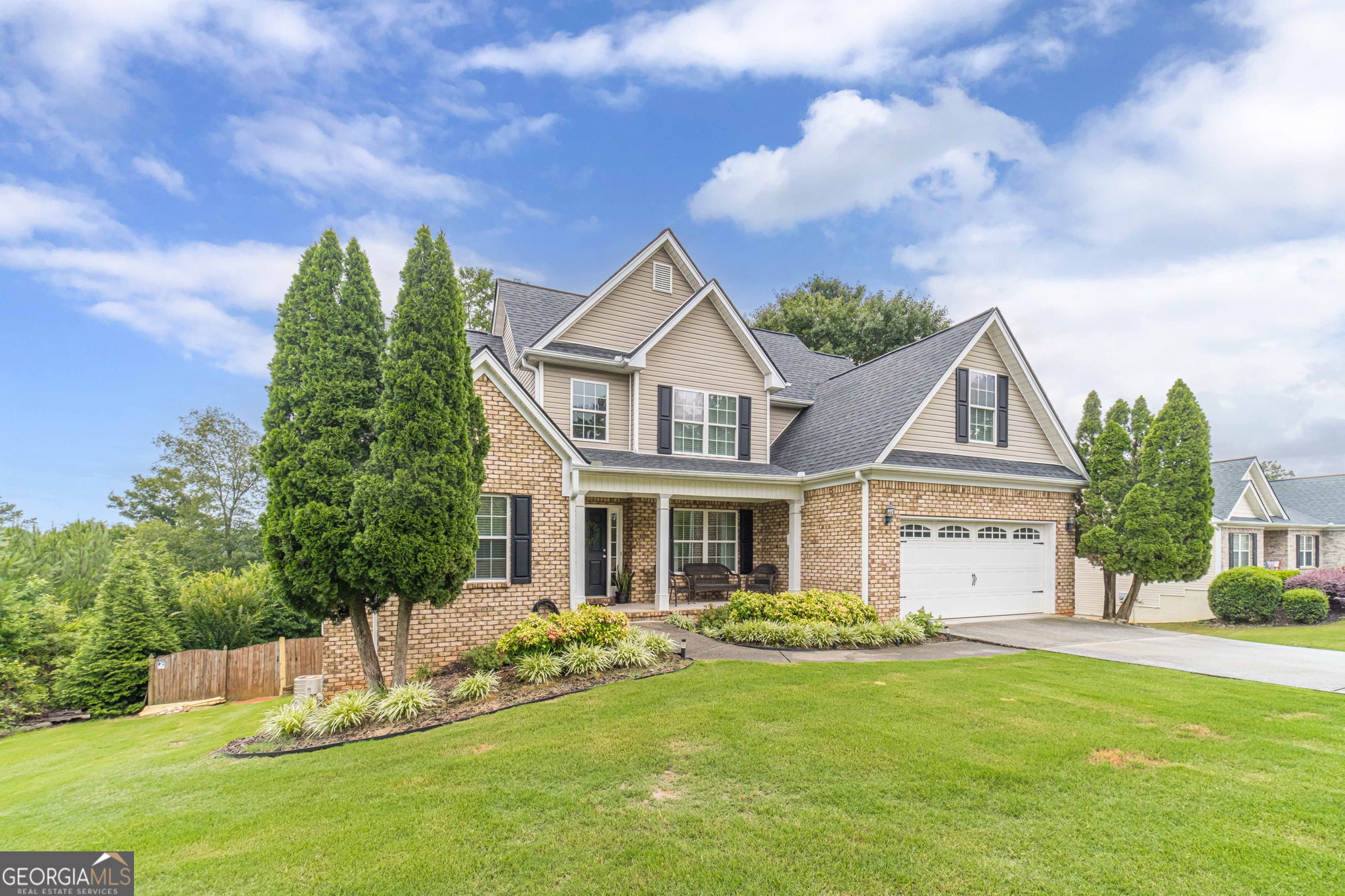 946 Golden Meadows Lane