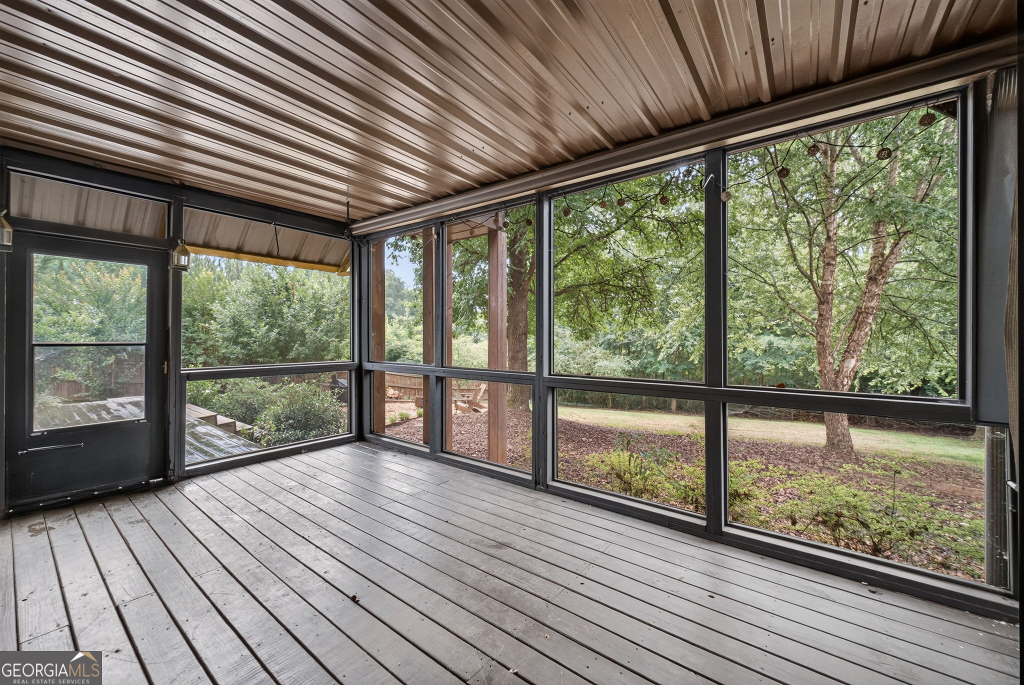 946 Golden Meadows Lane