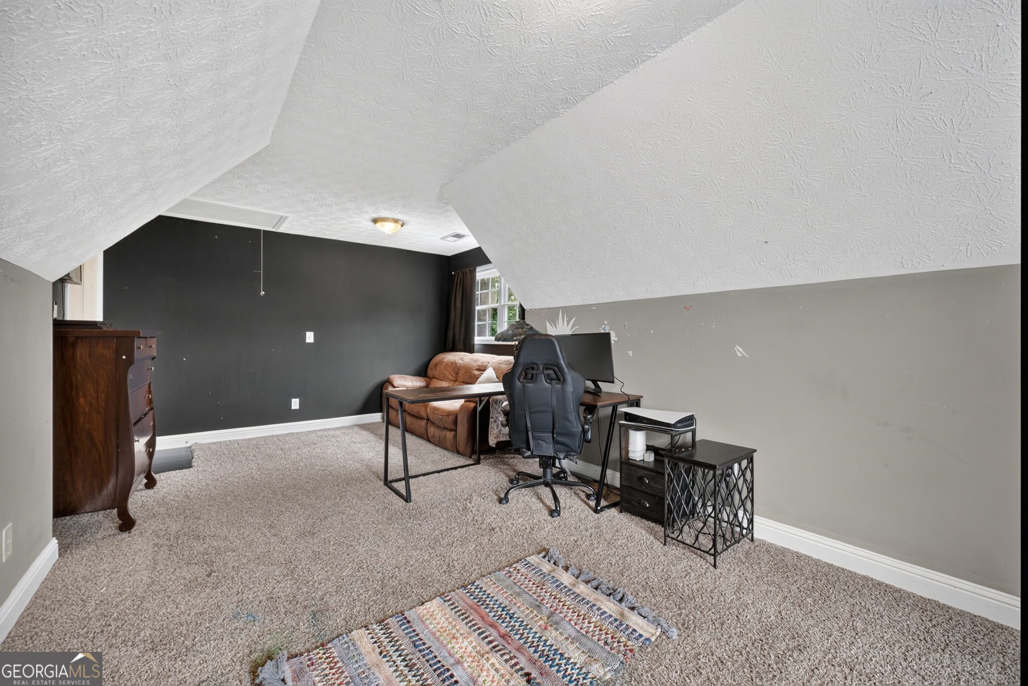 946 Golden Meadows Lane