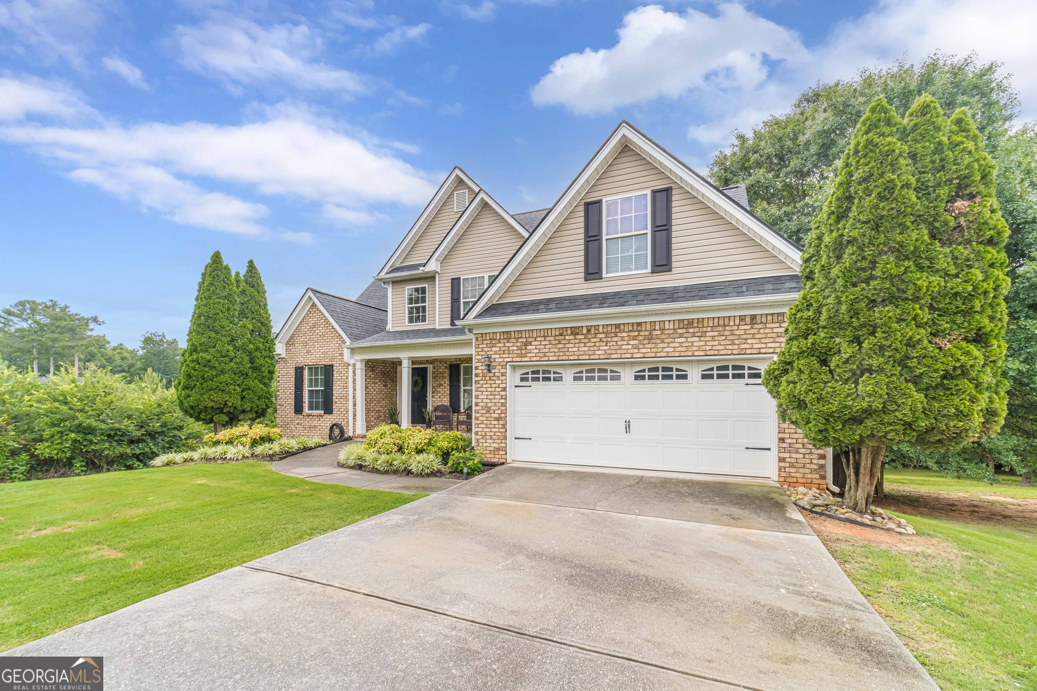 946 Golden Meadows Lane