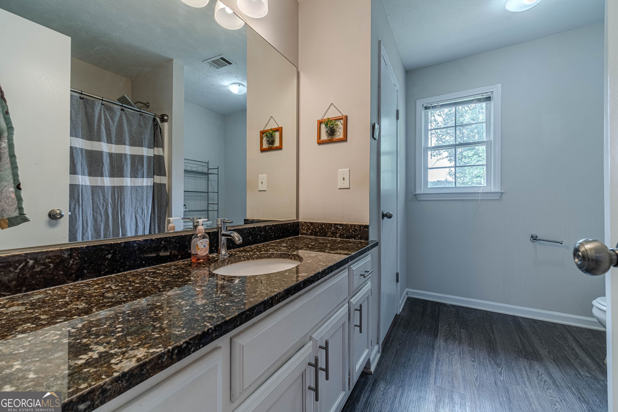 484 Daisy Trail