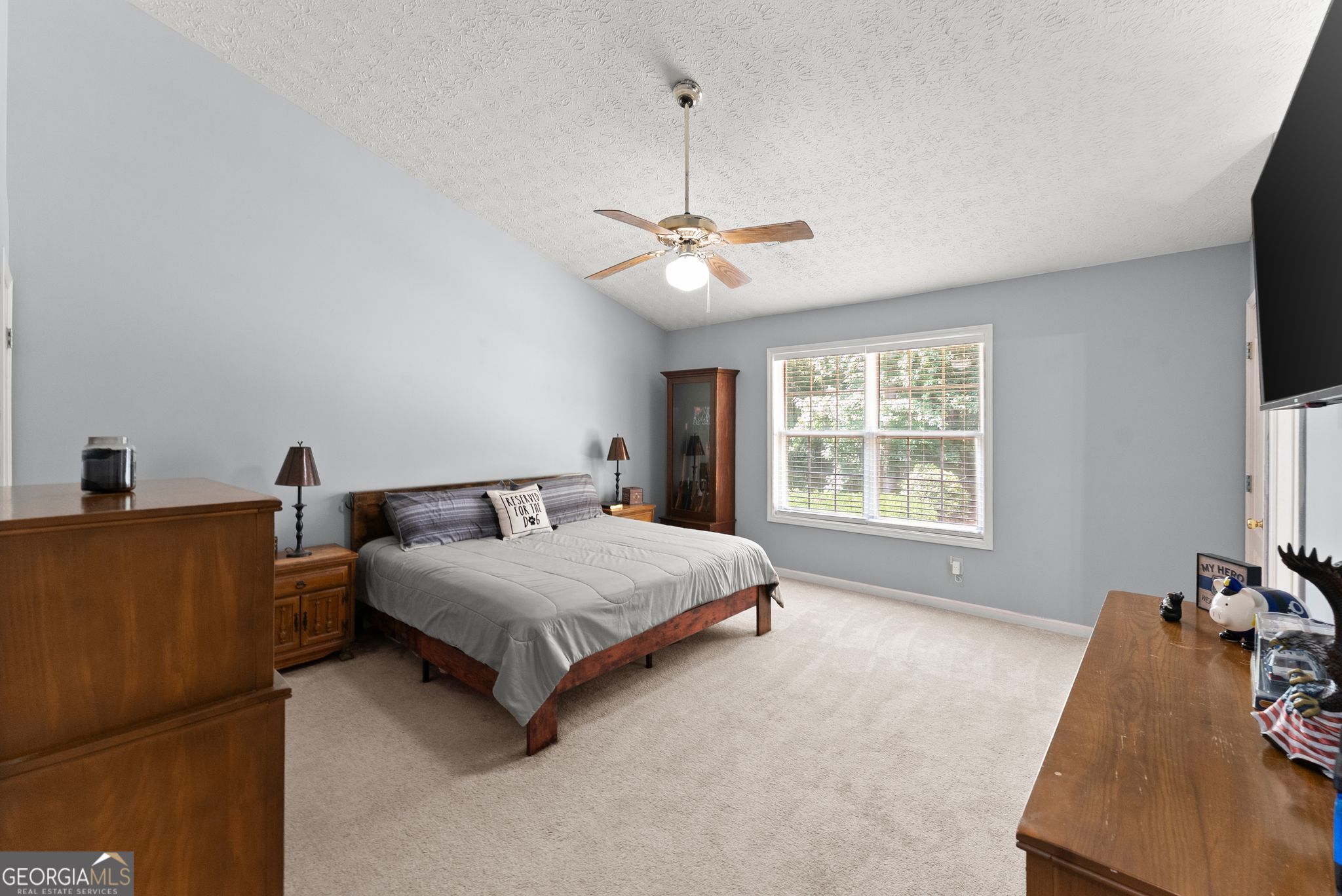 3202 Summit Glen Drive