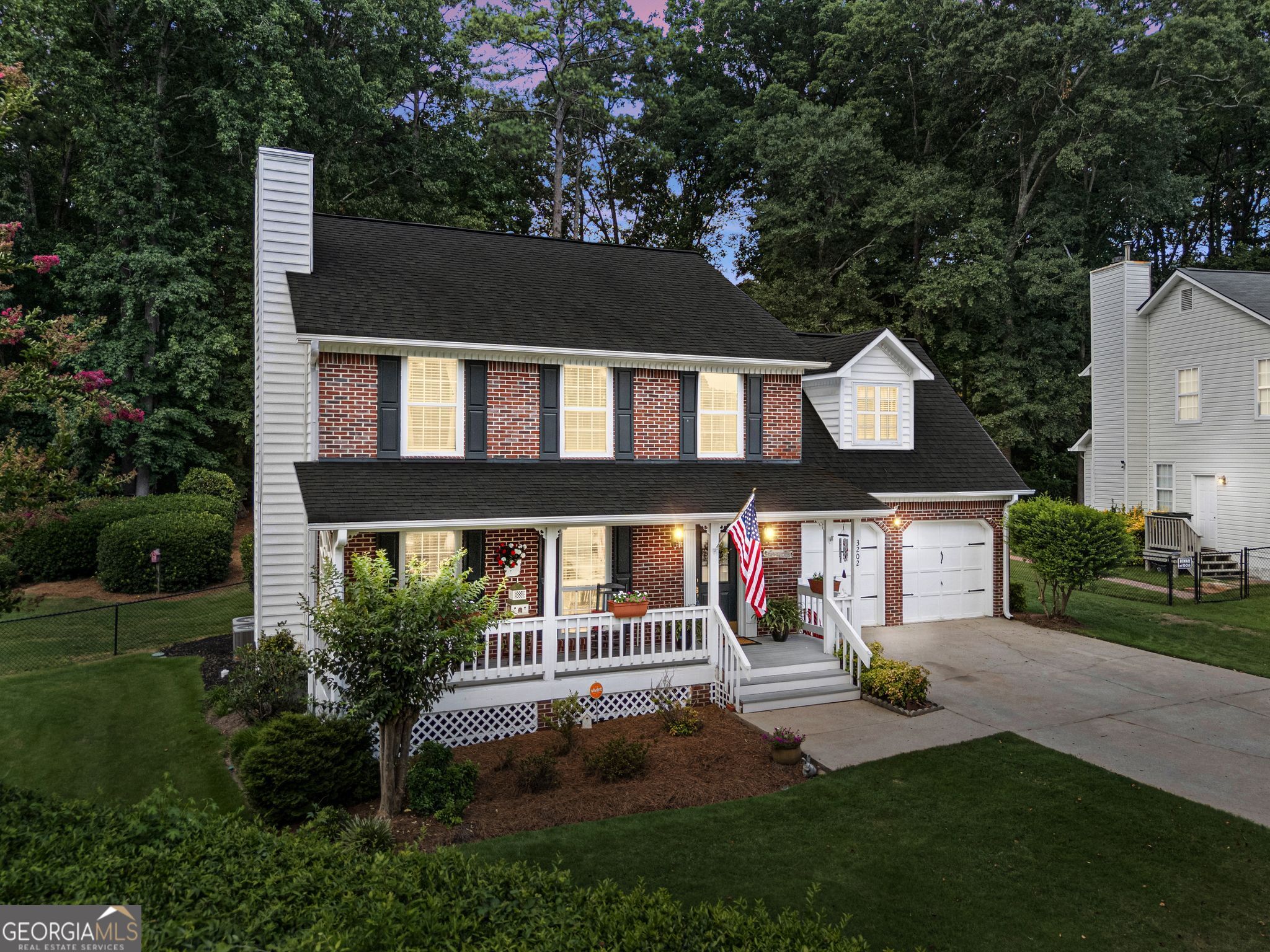 3202 Summit Glen Drive