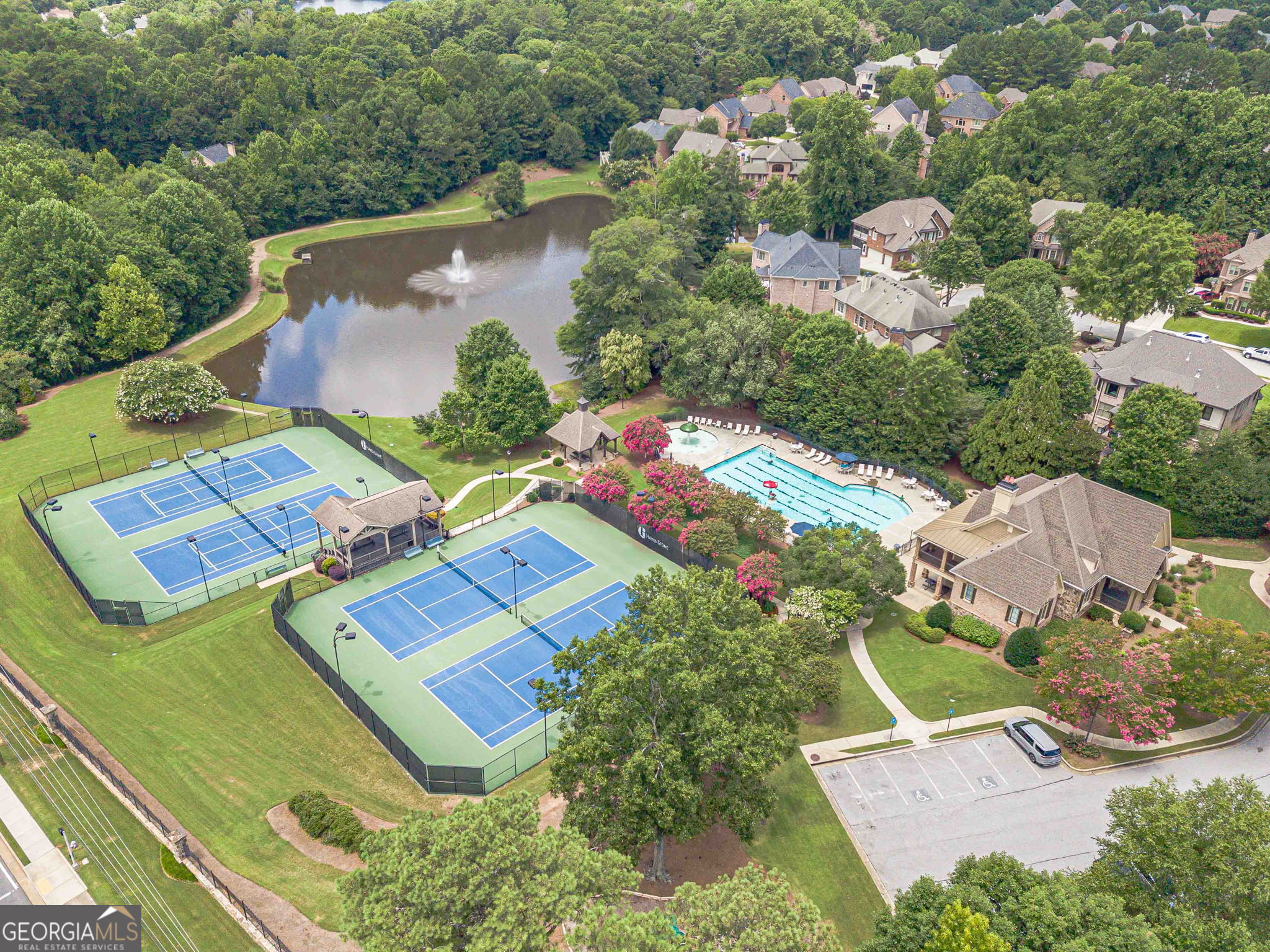 562 Grassmeade Way