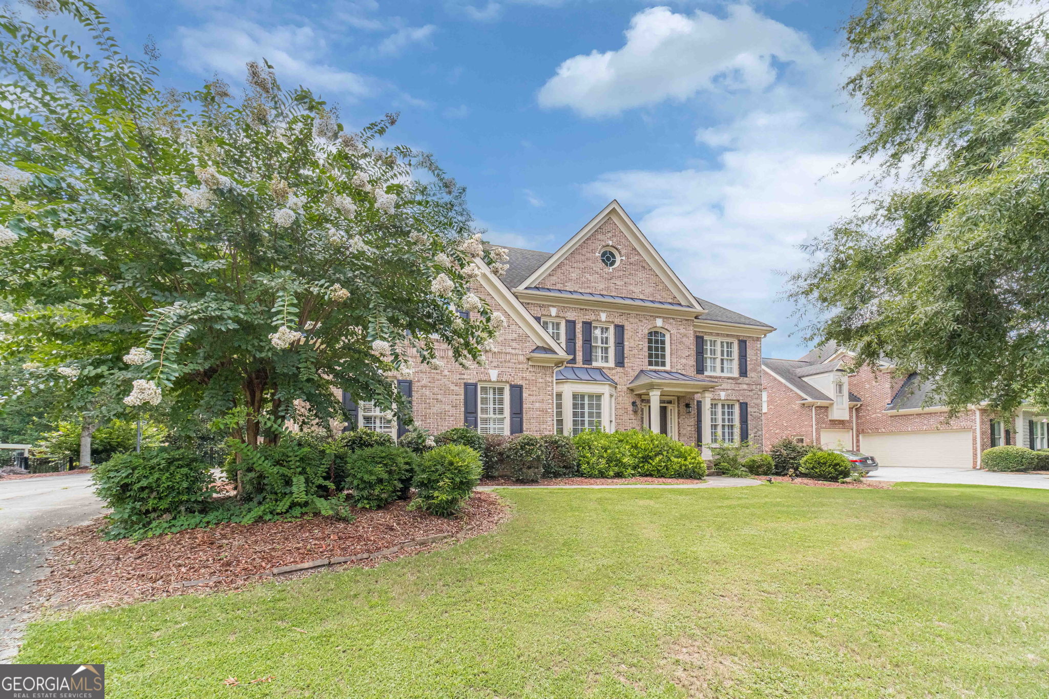 562 Grassmeade Way