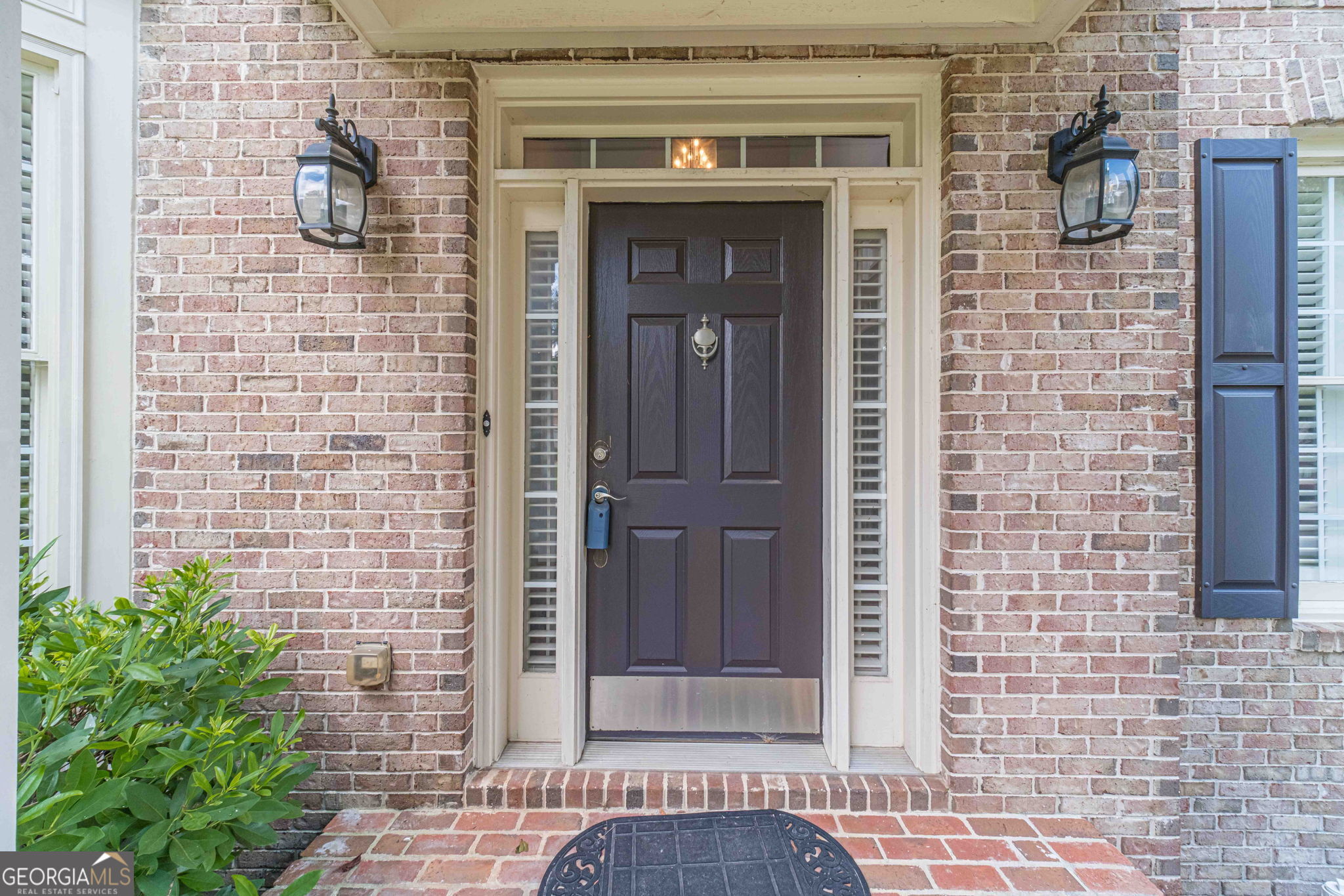 562 Grassmeade Way