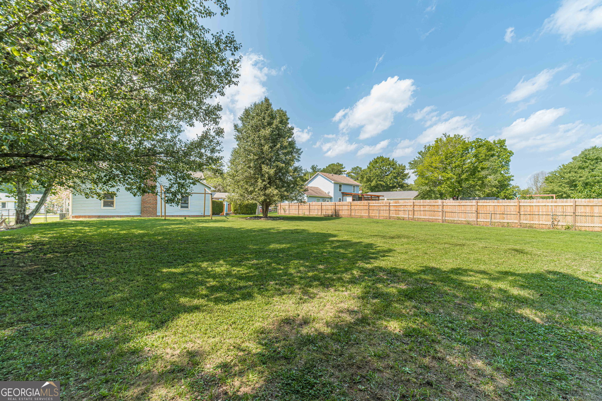 1610 Rose Garden Lane