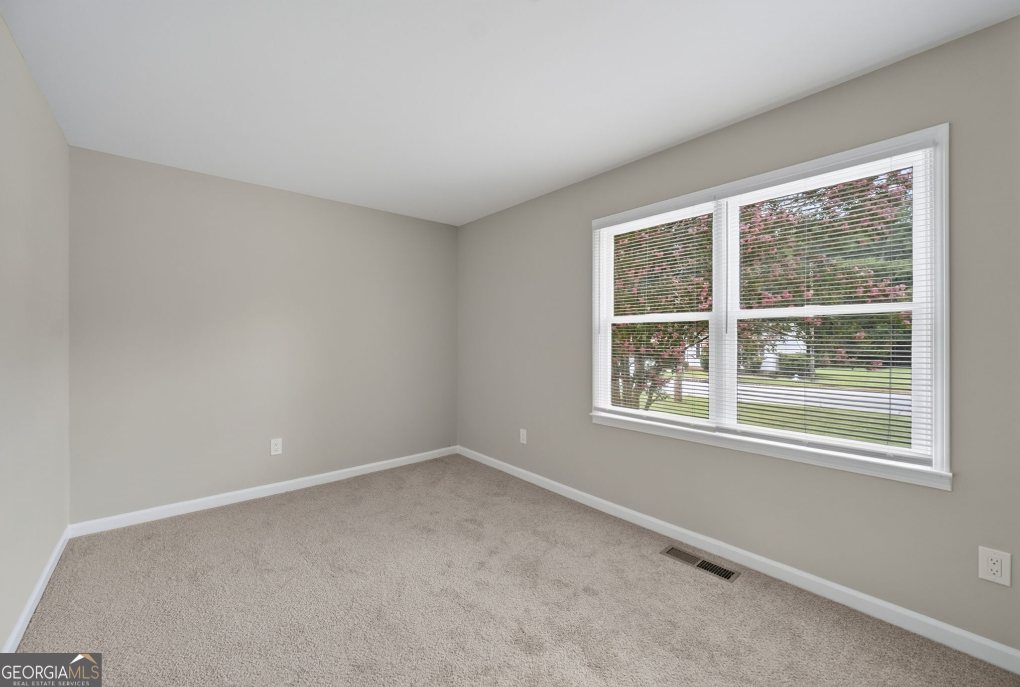 1610 Rose Garden Lane
