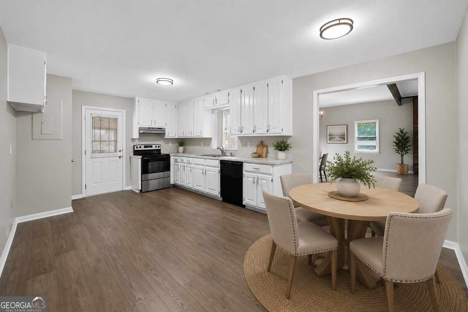 1610 Rose Garden Lane