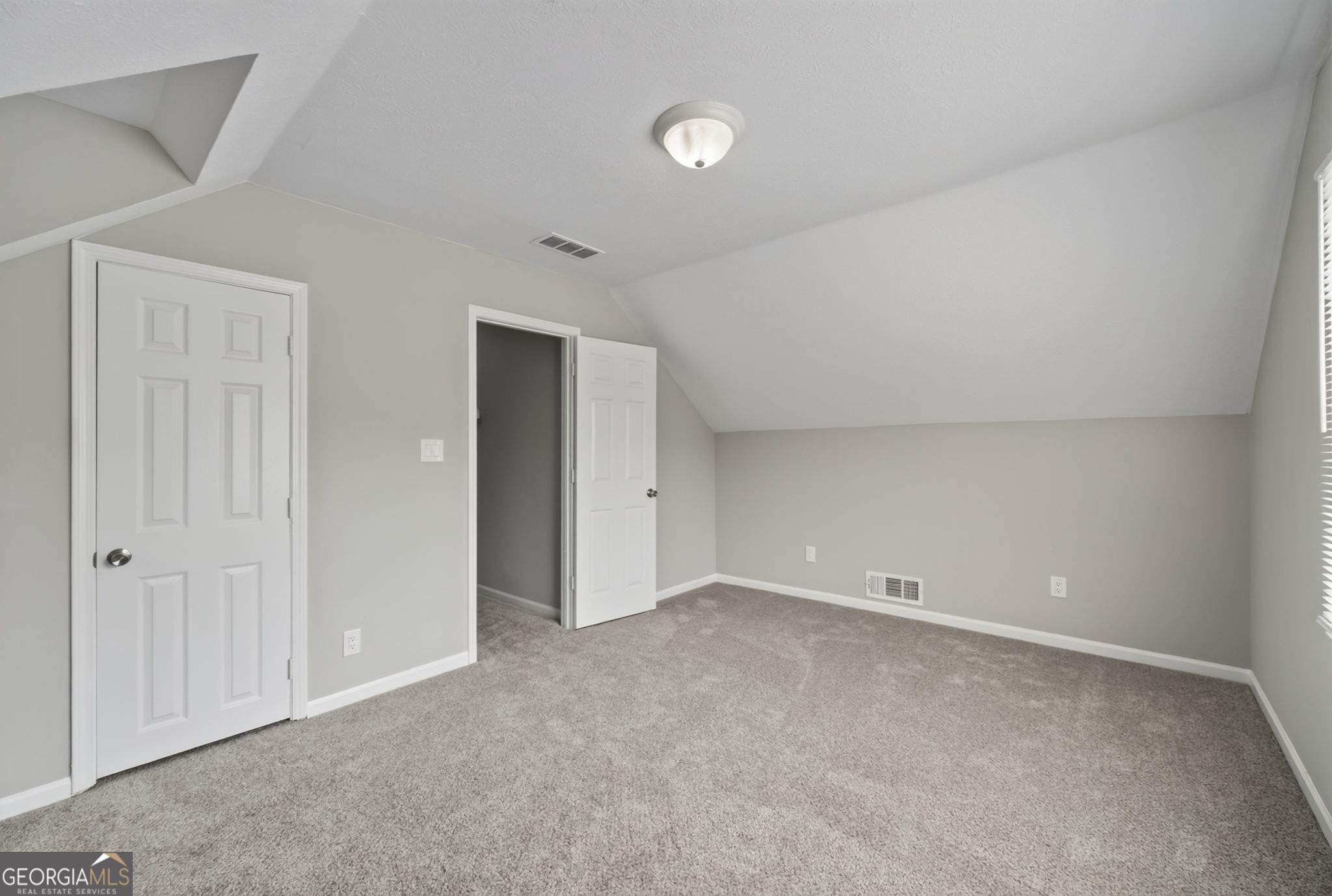 1610 Rose Garden Lane