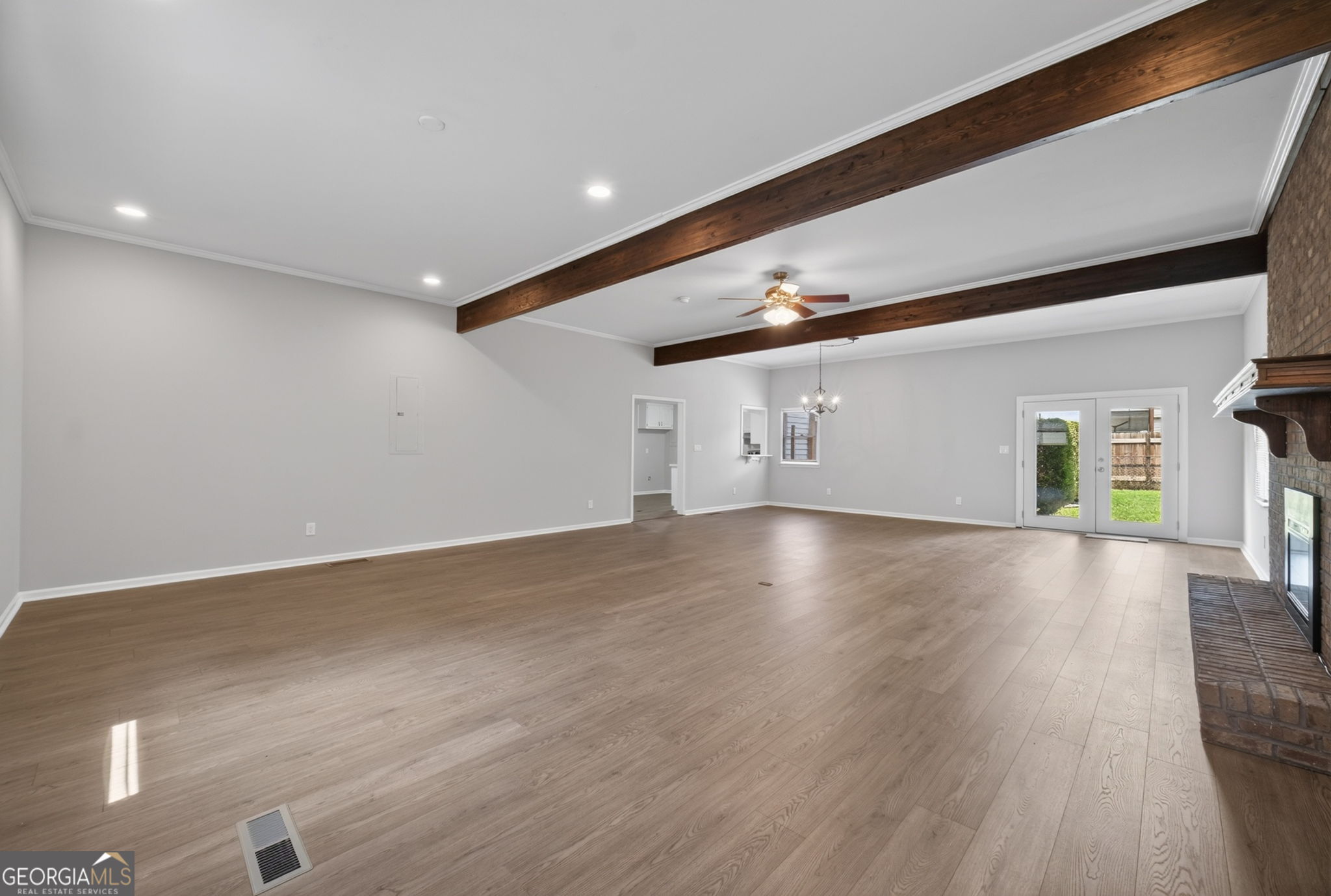 1610 Rose Garden Lane