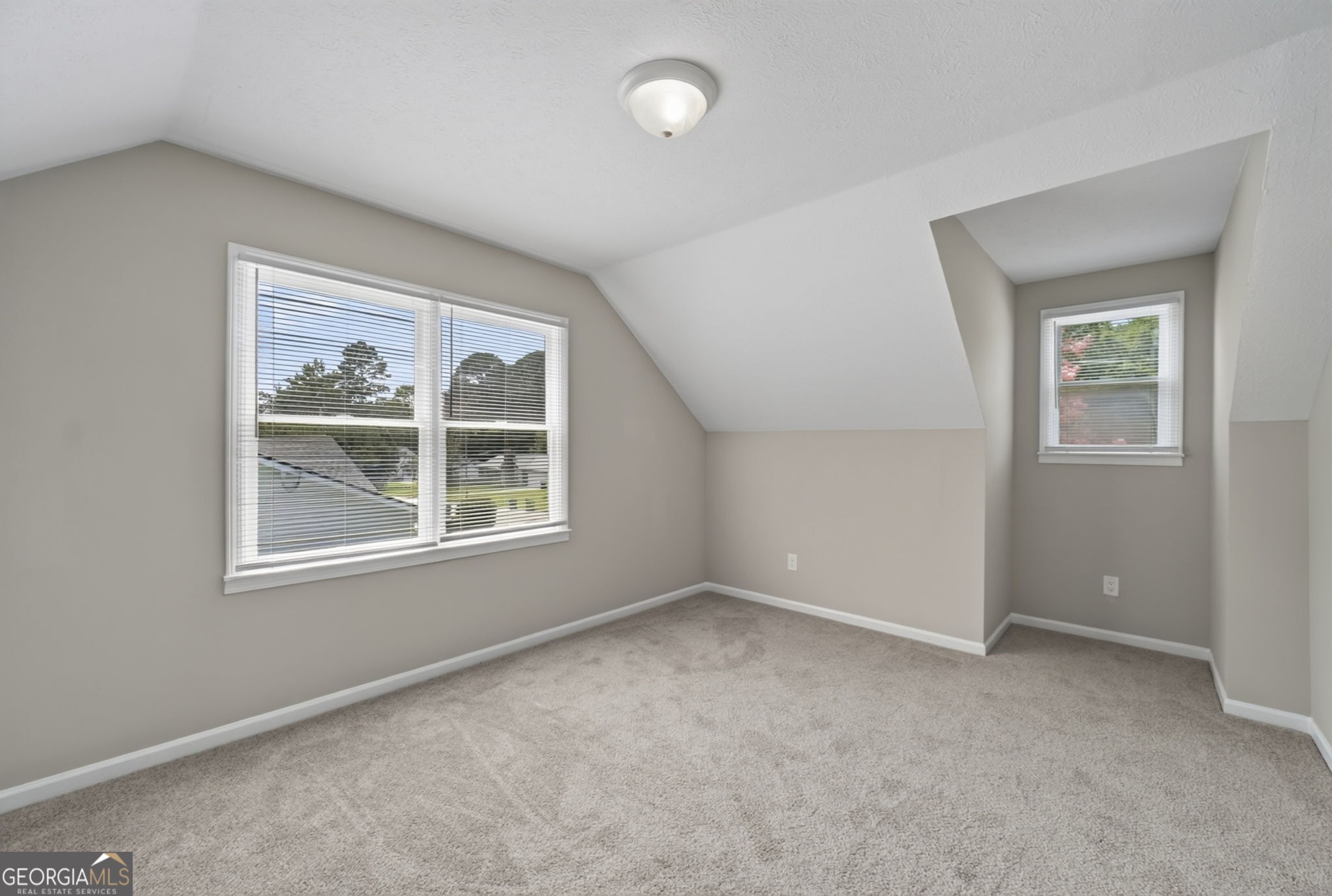 1610 Rose Garden Lane