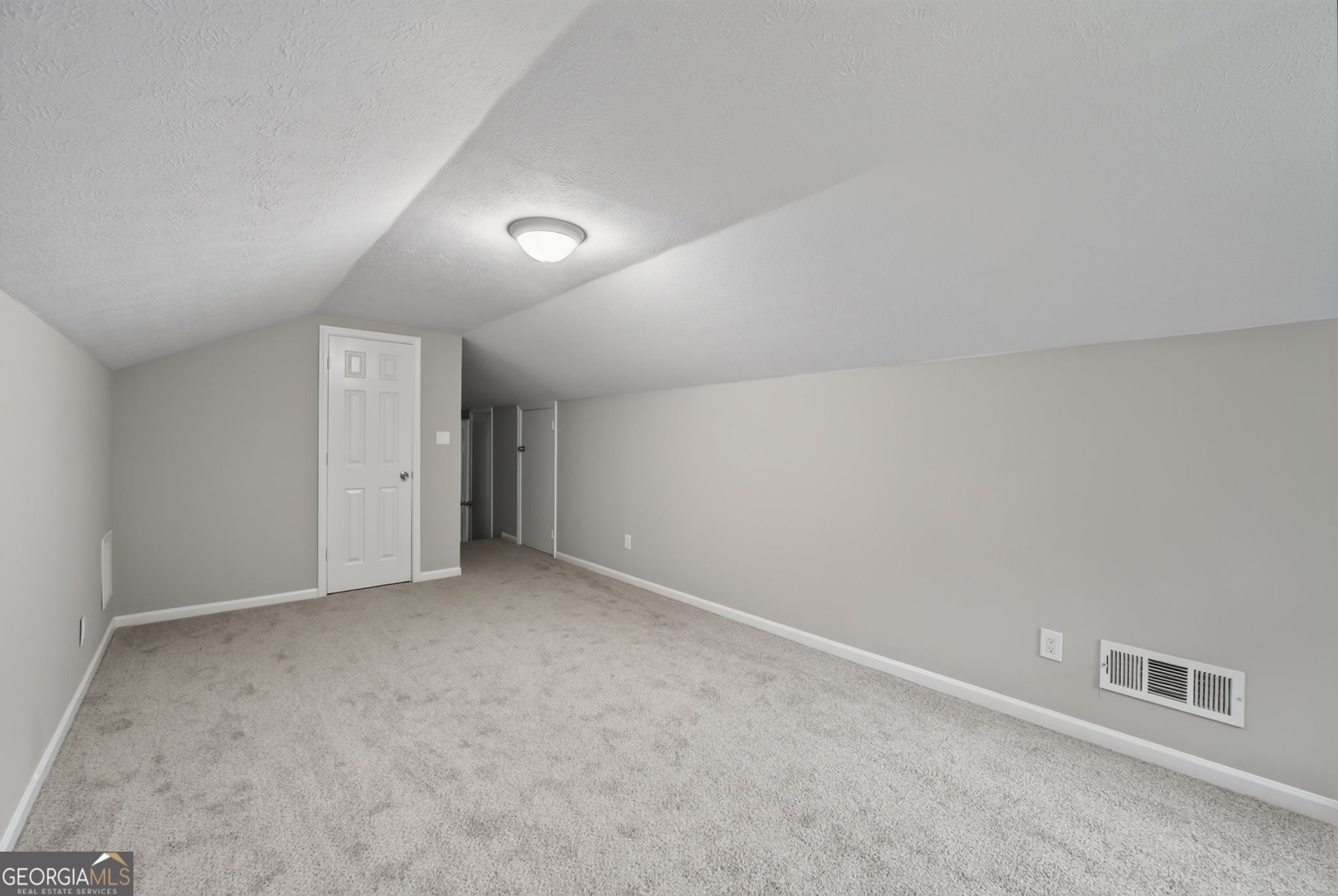 1610 Rose Garden Lane